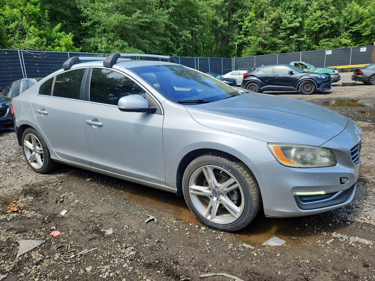 2015 Volvo S60 Premier+ Silver vin: YV126MFCXF1313764