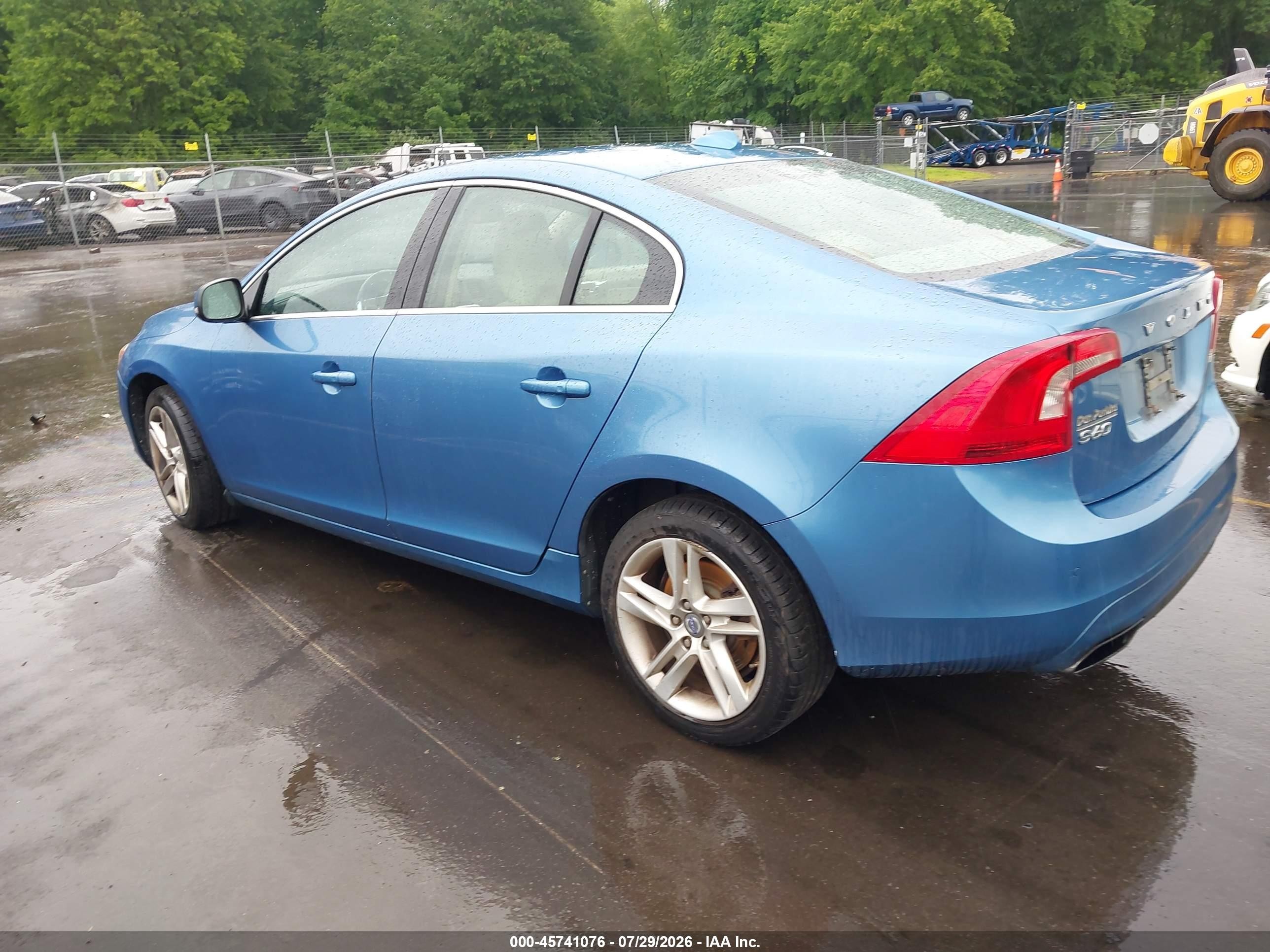 2015 Volvo S60 T5 Platinum Blue vin: YV126MFD6F2301937