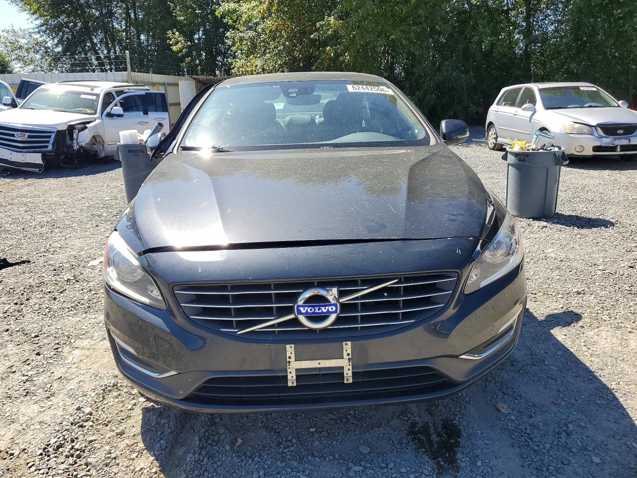 2015 Volvo S60 Premier Black vin: YV126MFK0F2334656
