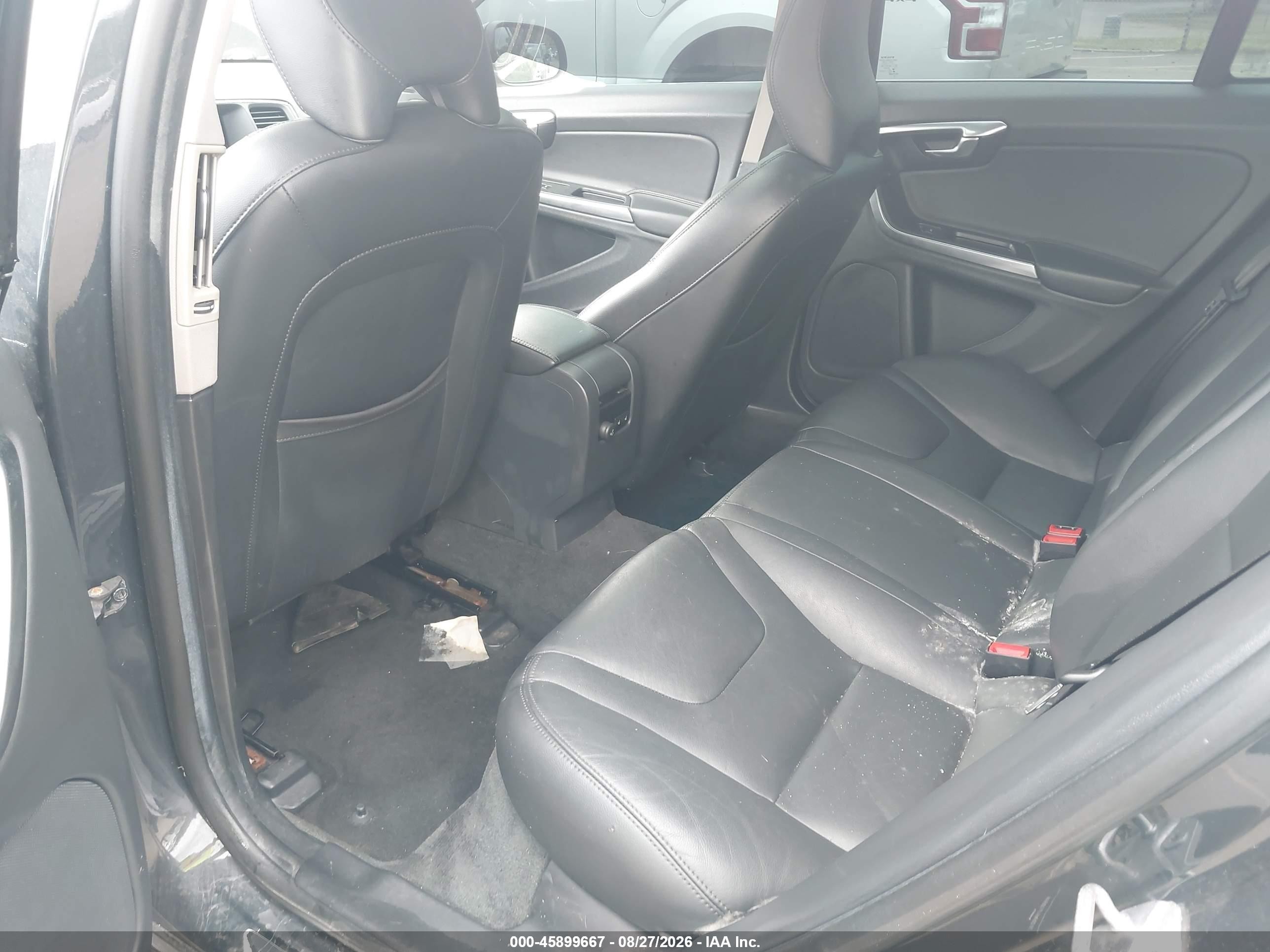 2015 Volvo S60 T5 Premier Black vin: YV126MFK1F1355604