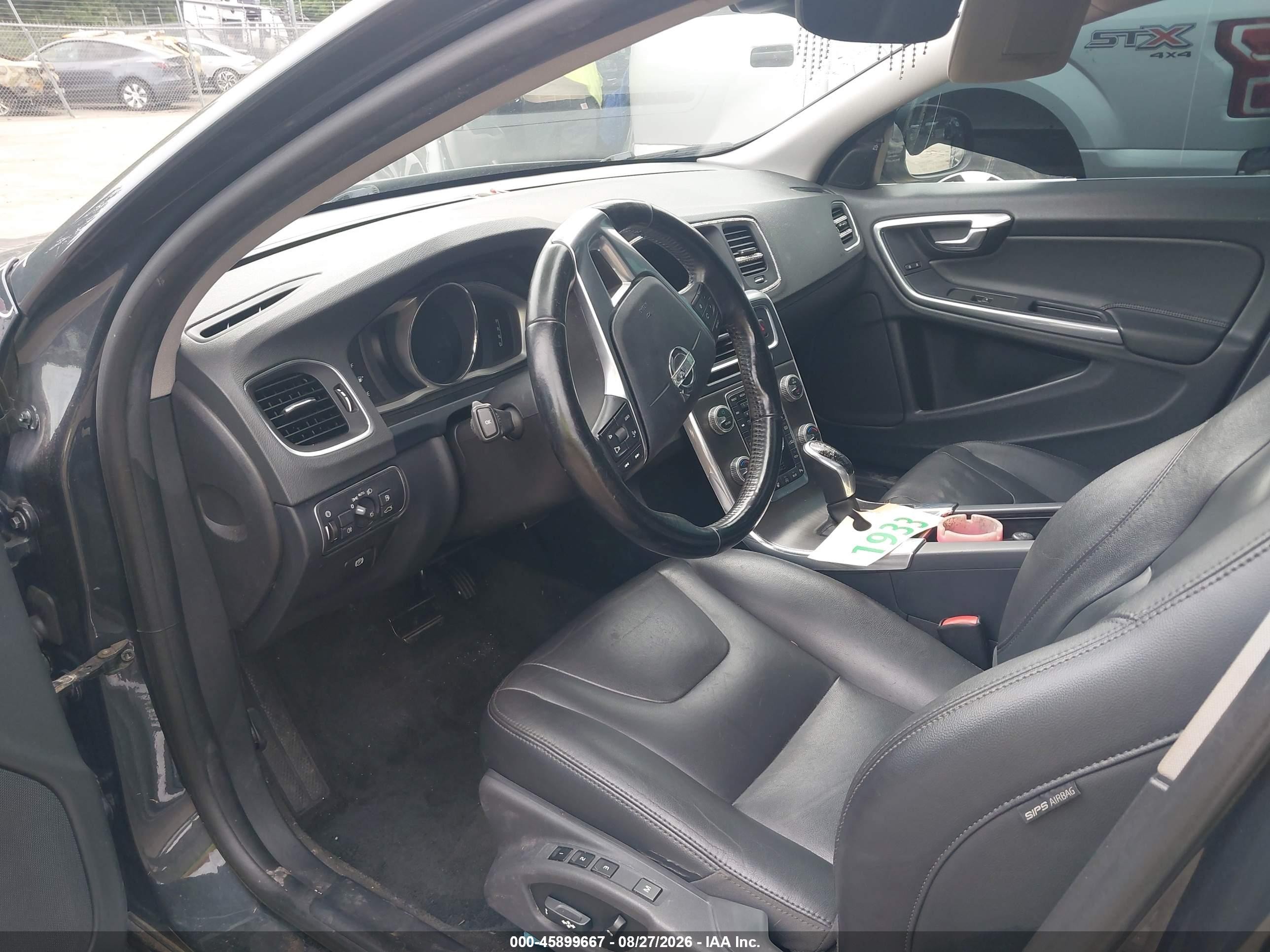 2015 Volvo S60 T5 Premier Black vin: YV126MFK1F1355604
