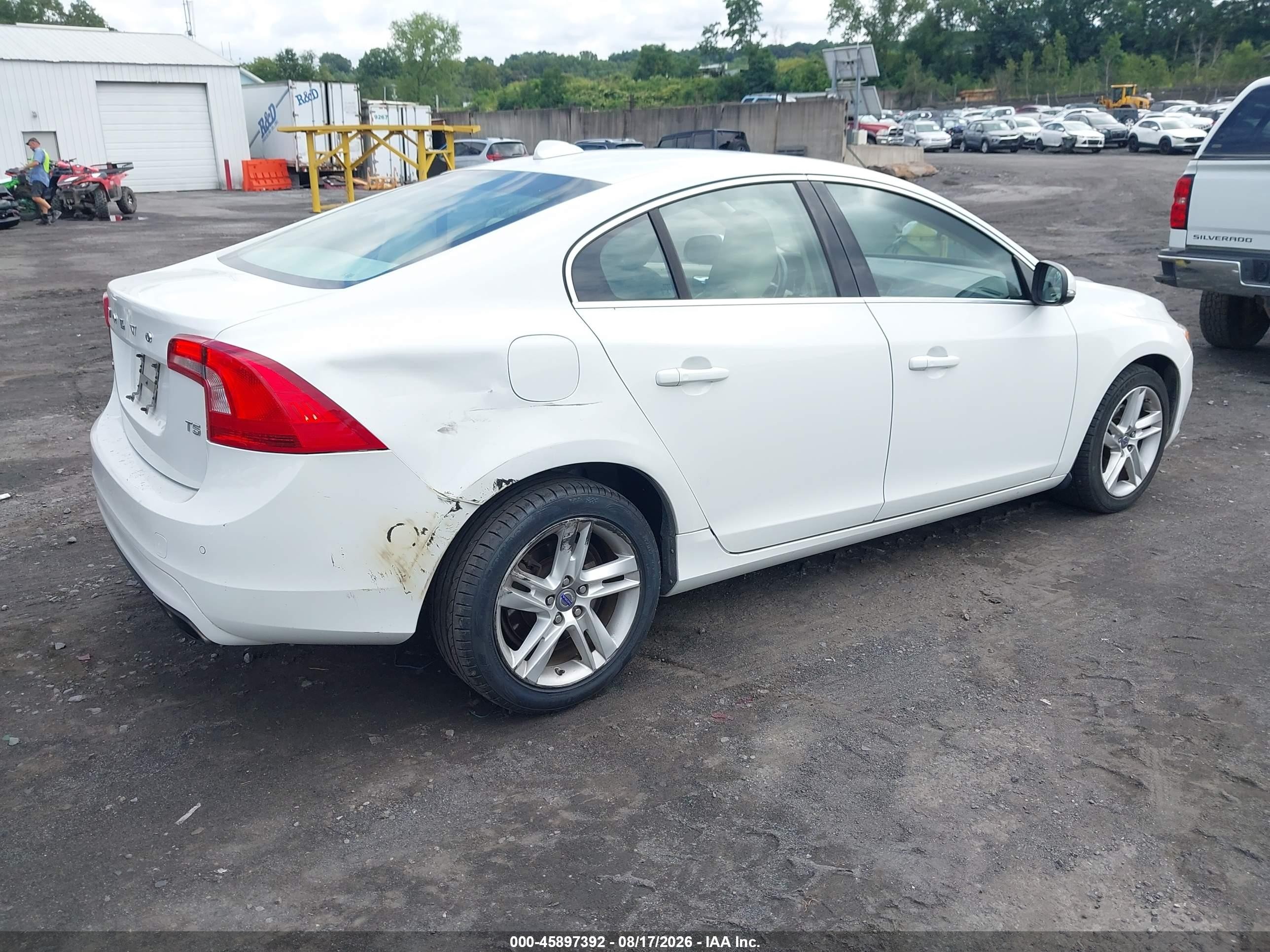 2015 Volvo S60 T5 Premier White vin: YV126MFK2F1343106