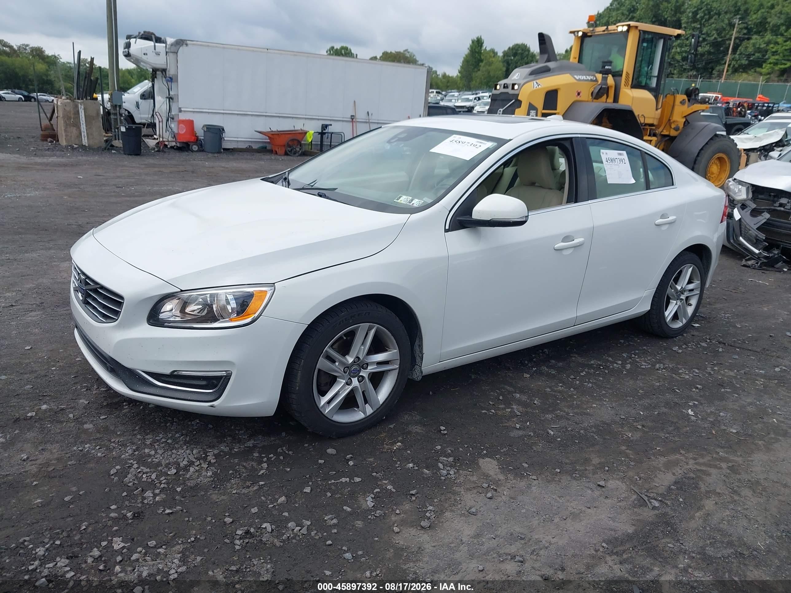 2015 Volvo S60 T5 Premier White vin: YV126MFK2F1343106