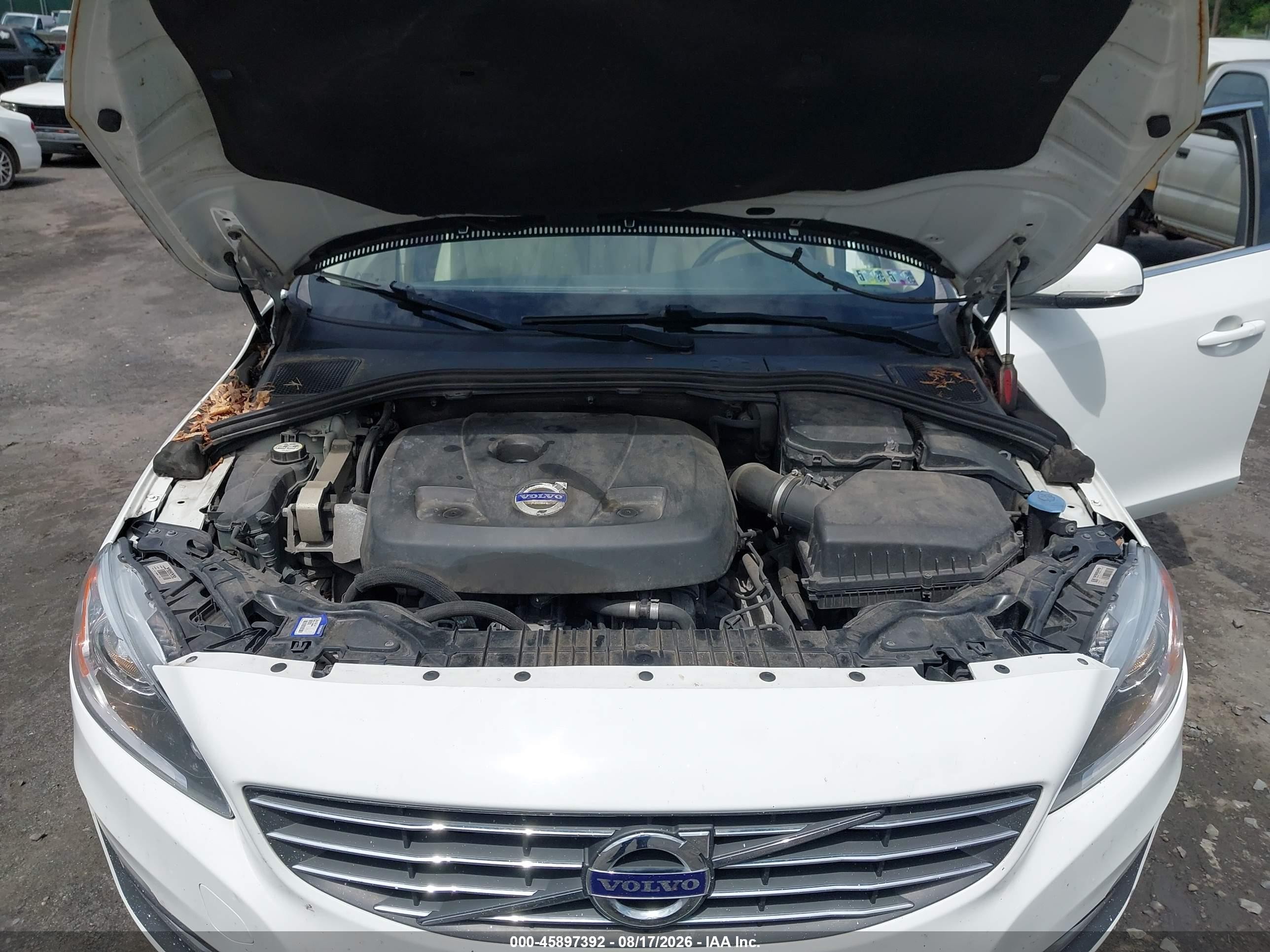 2015 Volvo S60 T5 Premier White vin: YV126MFK2F1343106