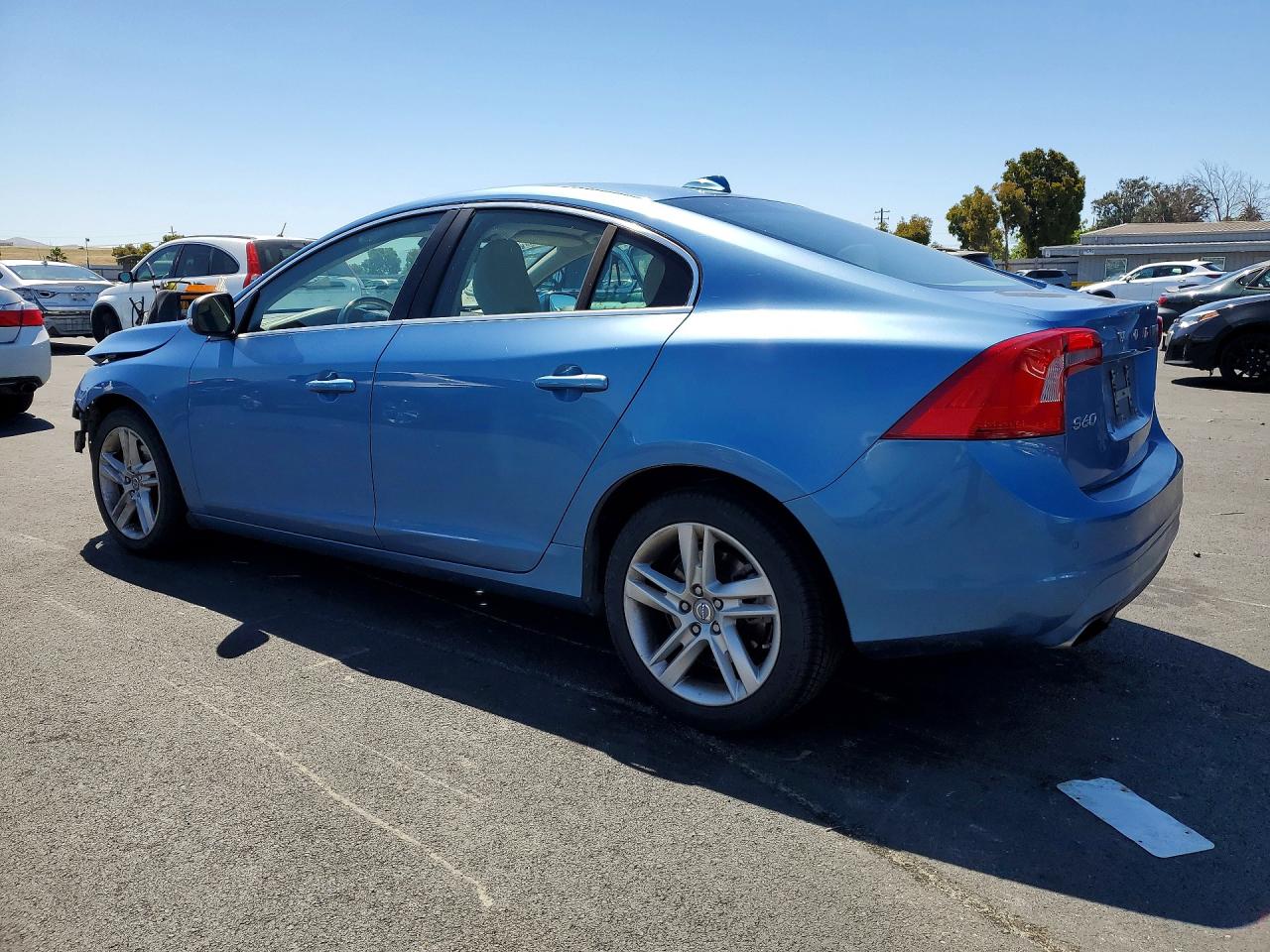 2015 Volvo S60 Premier Blue vin: YV126MFK2F1348581