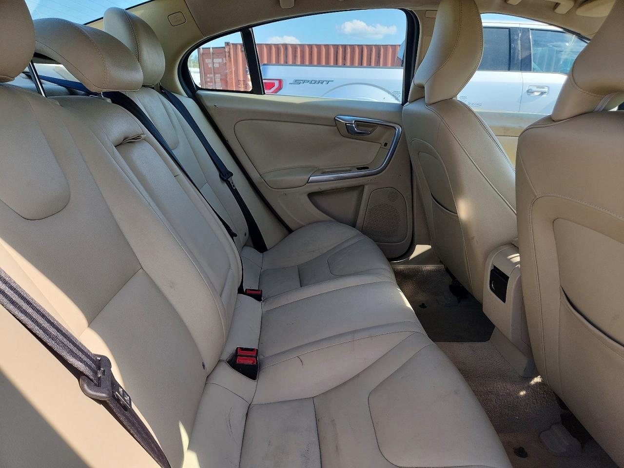 2015 Volvo S60 Premier Black vin: YV126MFK2F2351250