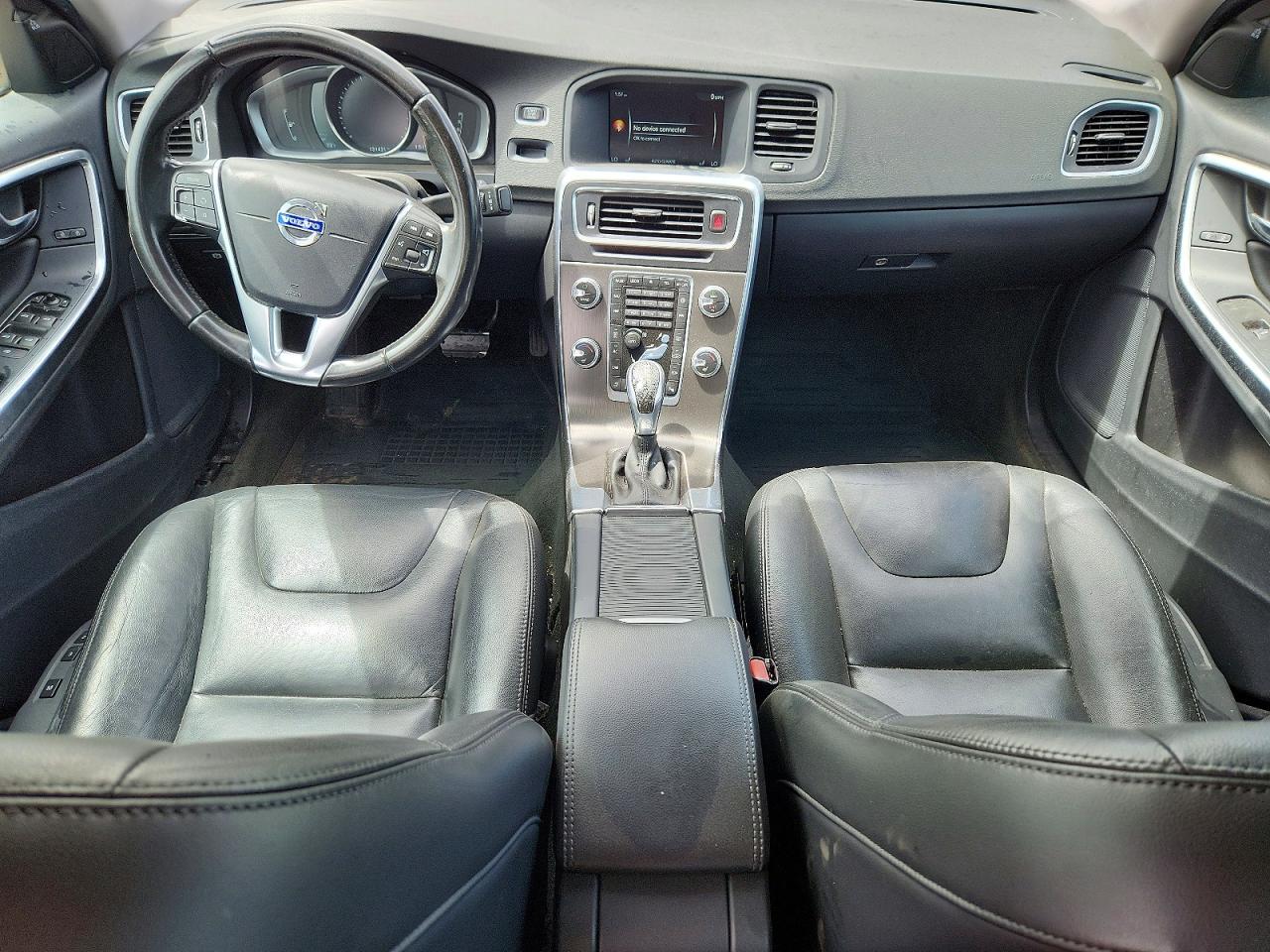 2016 Volvo S60 Premier Silver vin: YV126MFK3G2395906