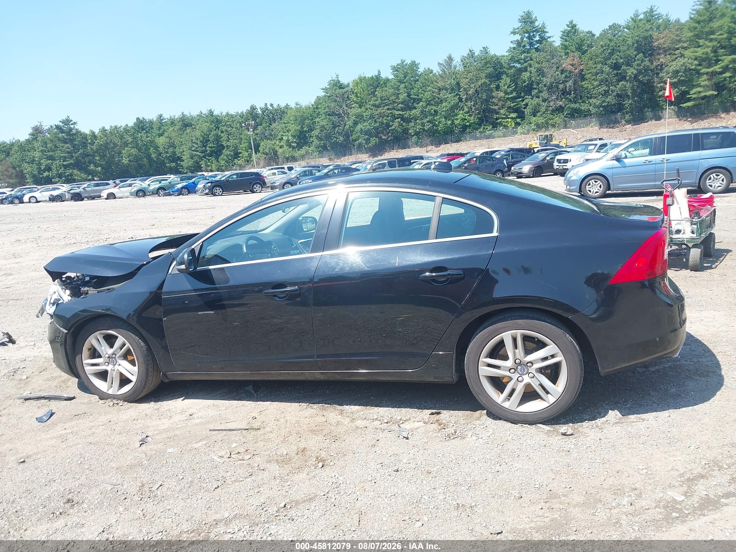 2015 Volvo S60 T5 Premier Черный vin: YV126MFK6F1364721