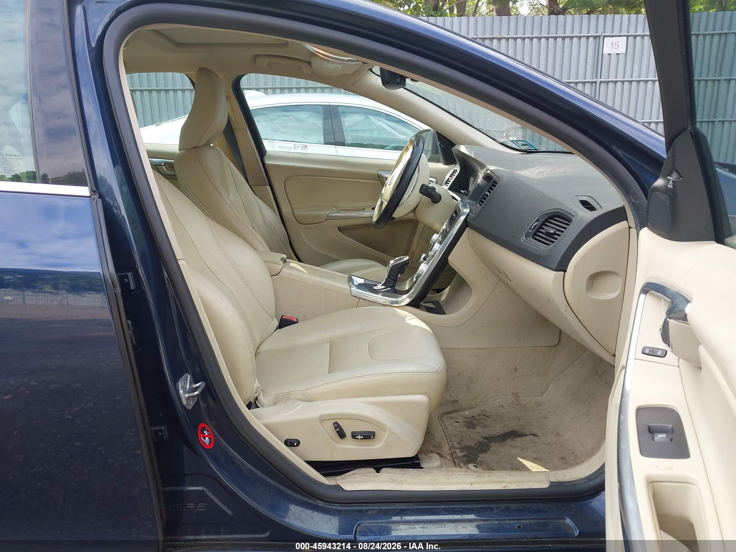 2015 Volvo S60 T5 Premier Blue vin: YV126MFK7F1361021