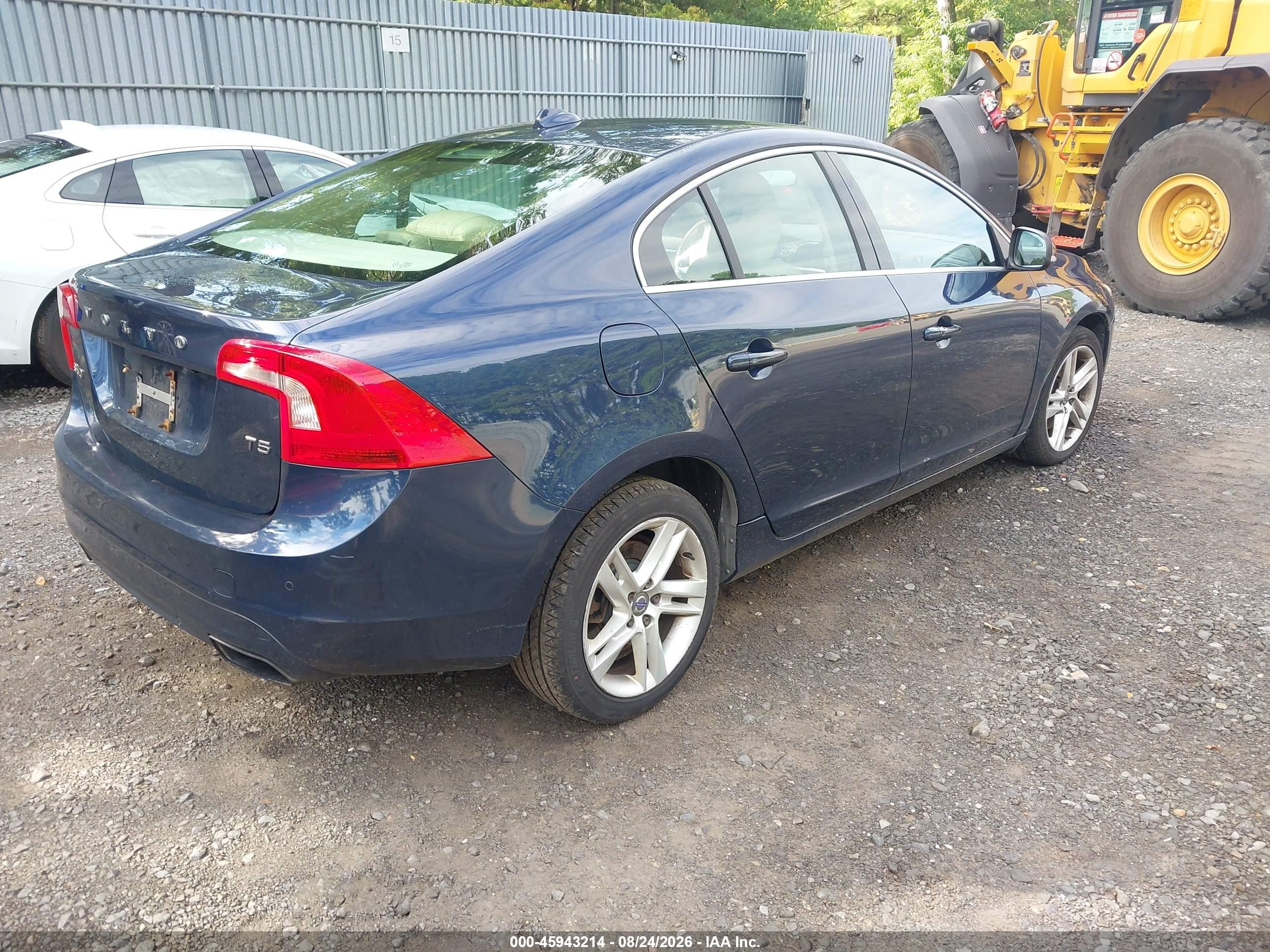 2015 Volvo S60 T5 Premier Blue vin: YV126MFK7F1361021