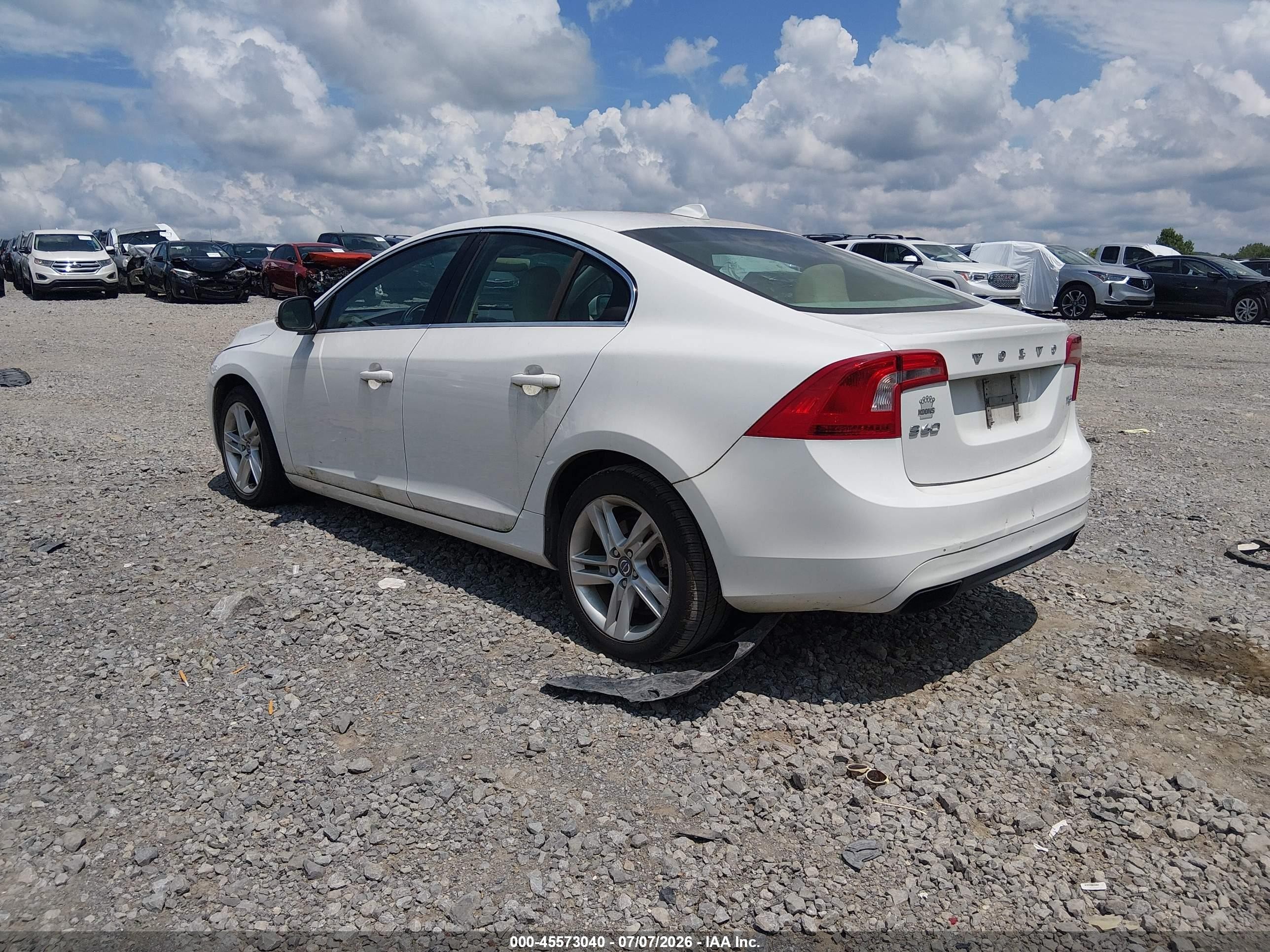 2015 Volvo S60 T5 Premier White vin: YV126MFK7F2336873