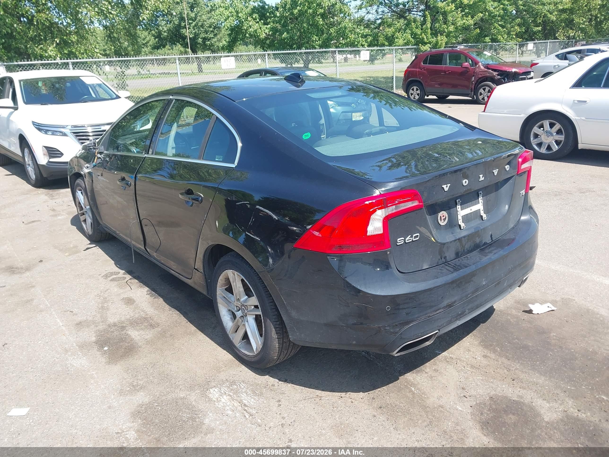 2015 Volvo S60 T5 Premier Black vin: YV126MFK8F1336130