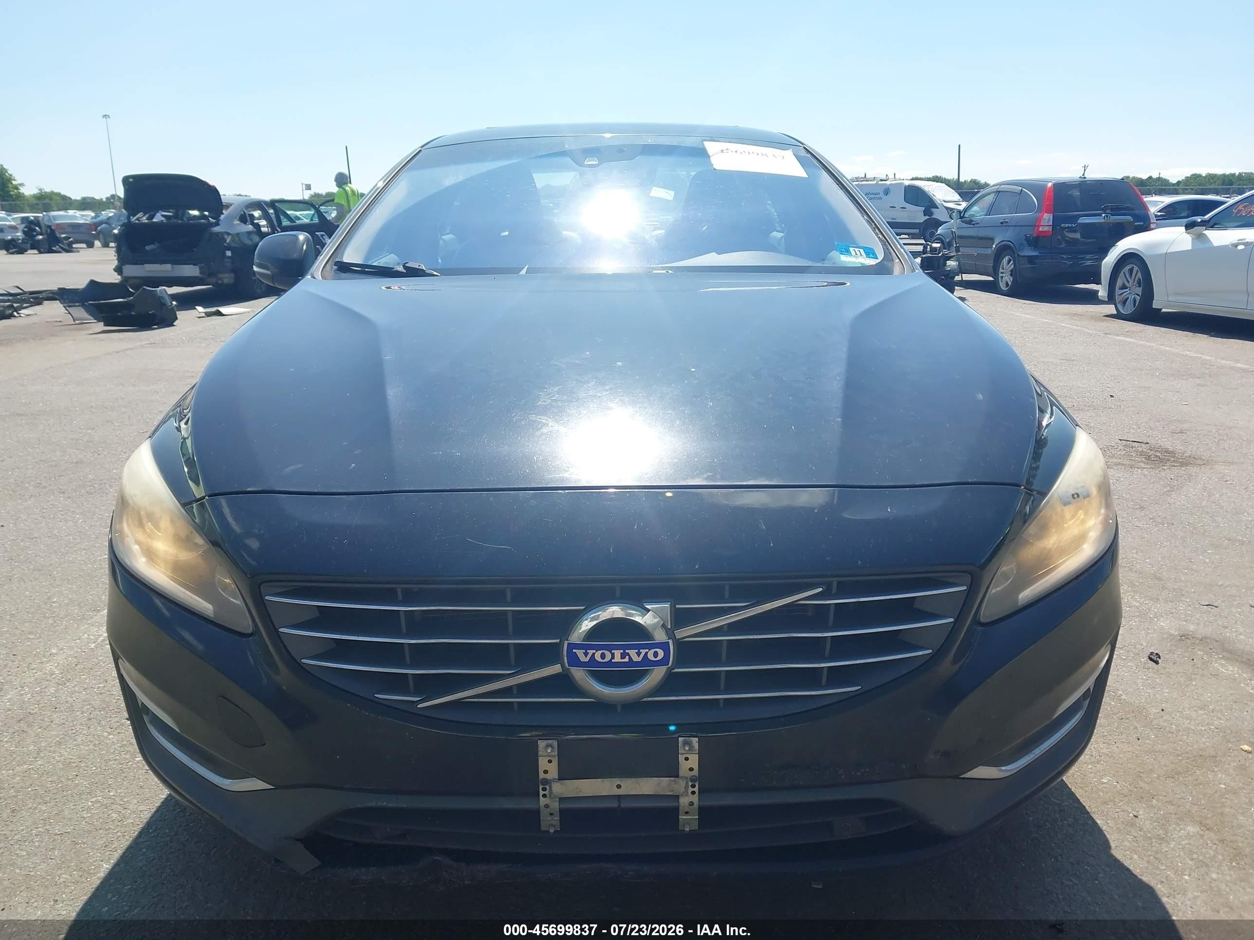 2015 Volvo S60 T5 Premier Black vin: YV126MFK8F1336130