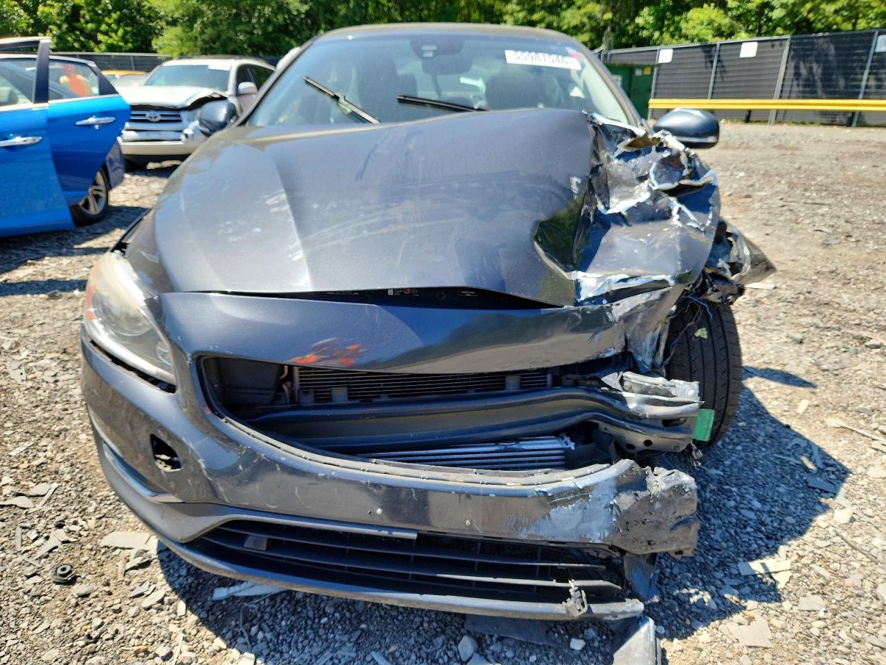 2015 Volvo S60 Premier Gray vin: YV126MFK8F1363683