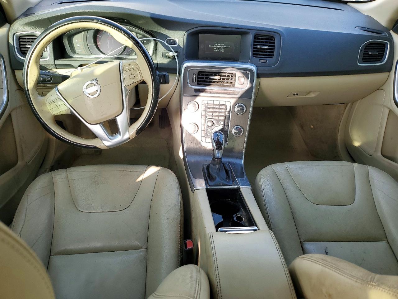 2015 Volvo S60 Premier White vin: YV126MFK9F2356154