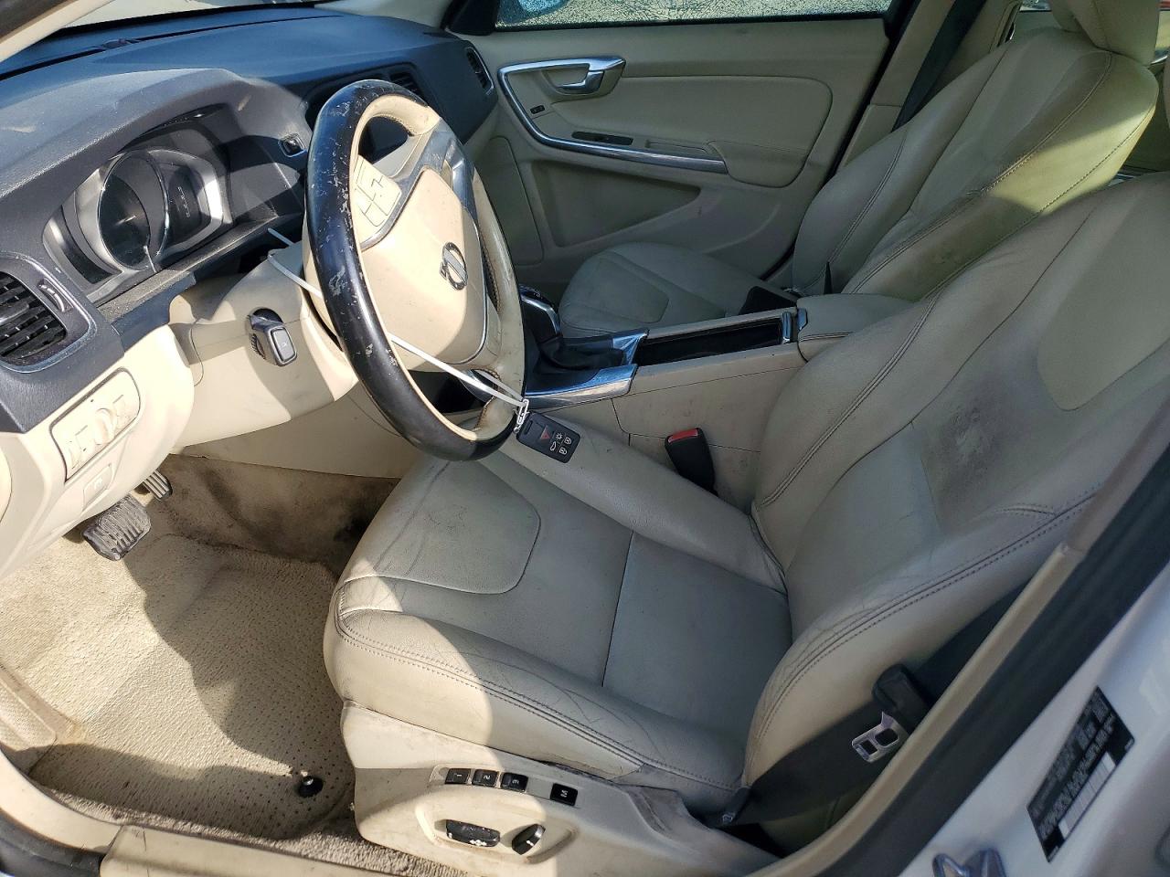 2015 Volvo S60 Premier White vin: YV126MFK9F2356154