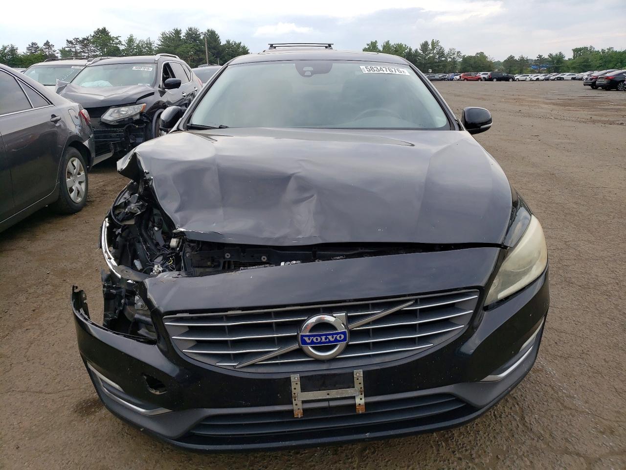 2015 Volvo S60 Premier Black vin: YV126MFKXF1336050