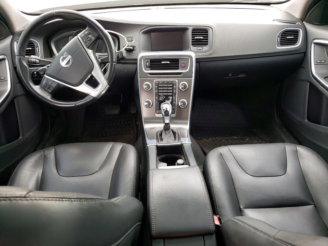 2015 Volvo S60 Premier Black vin: YV126MFKXF1336050