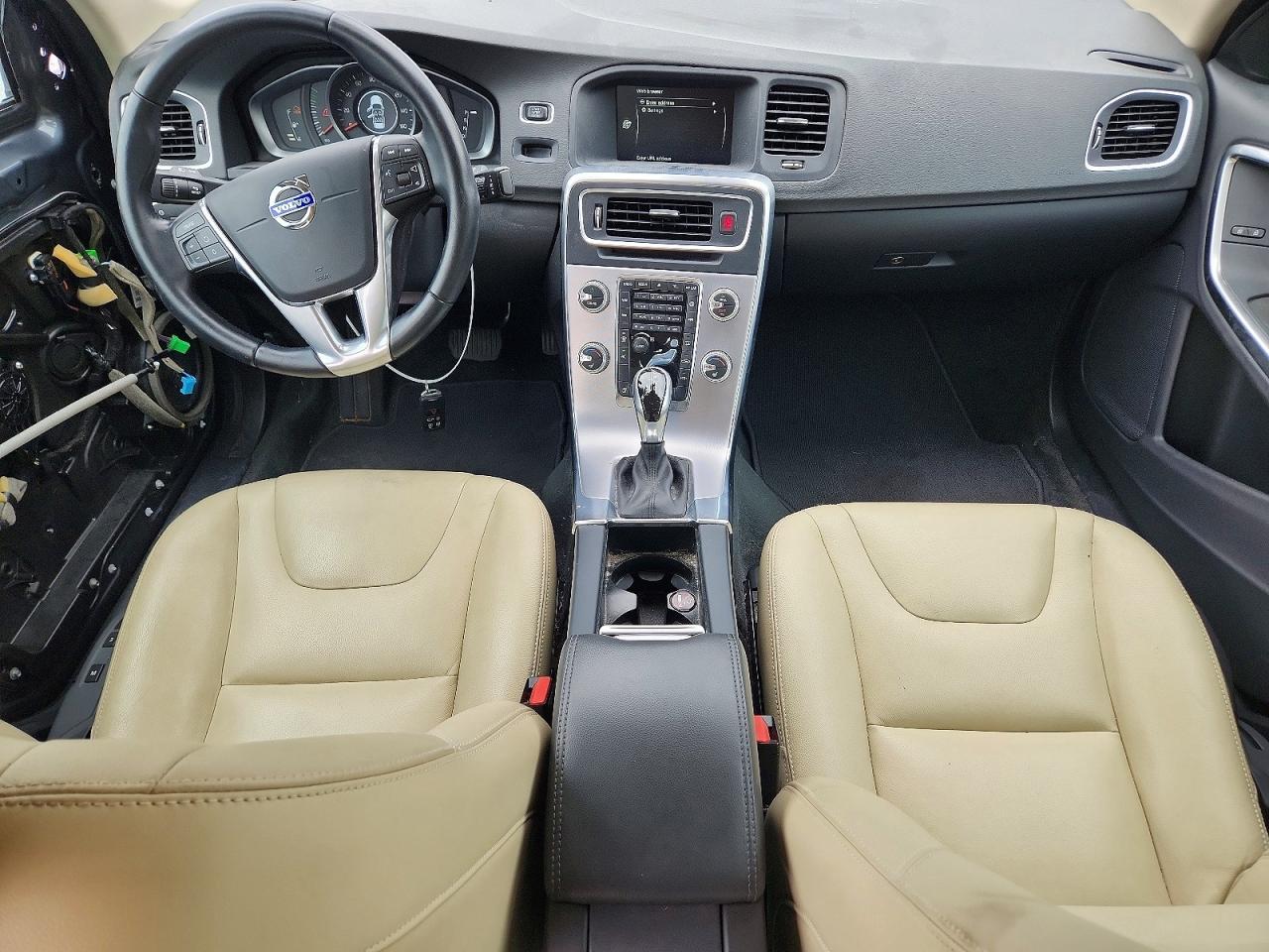 2017 Volvo S60 Серебряный vin: YV126MFLXH2423405