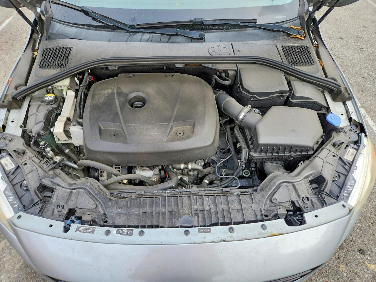 2017 Volvo S60 Silver vin: YV126MFLXH2437496