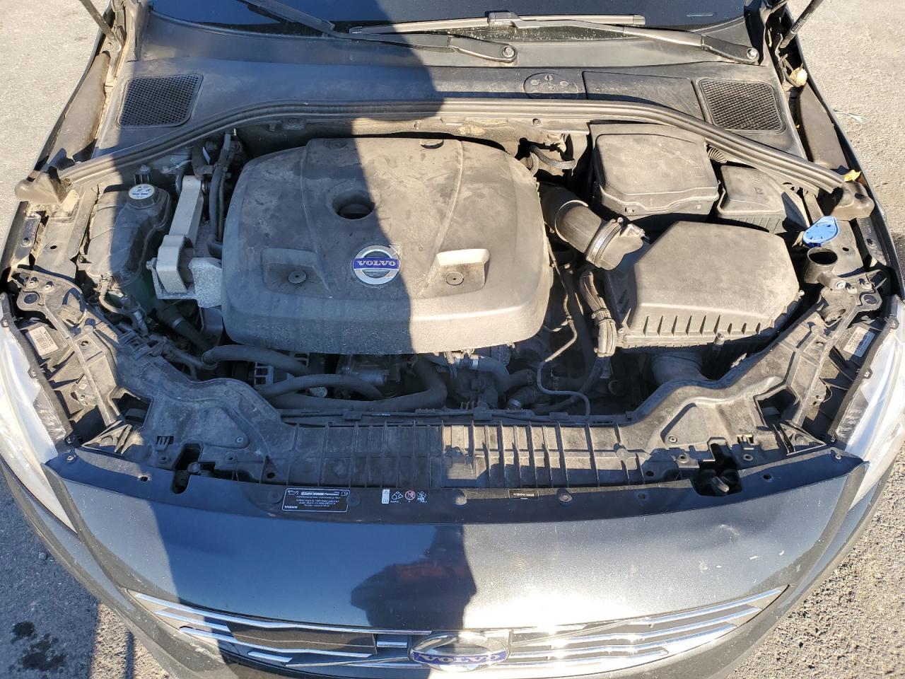 2015 Volvo S60 Platinum Charcoal vin: YV126MFM1F1335306