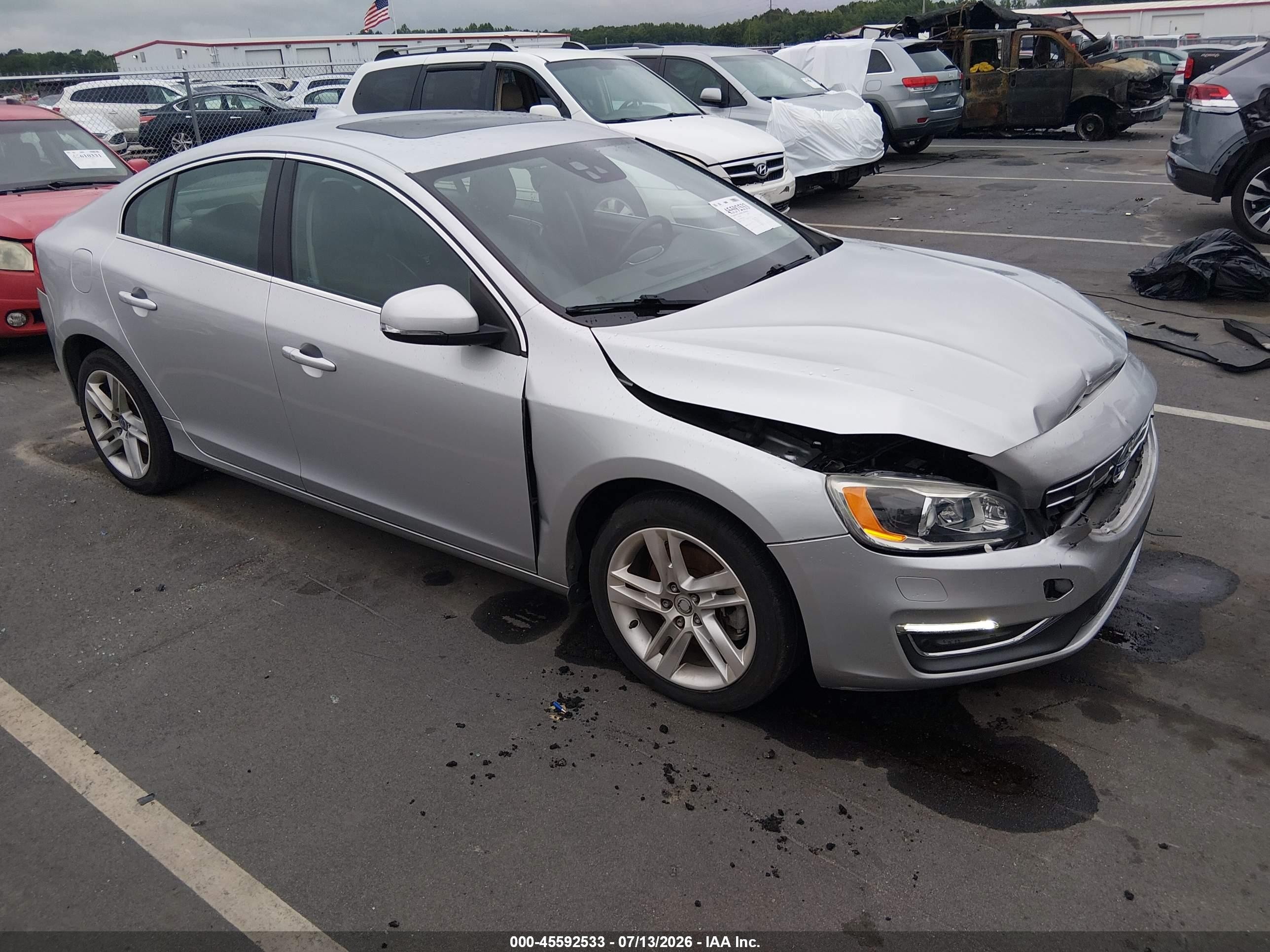 2015 Volvo S60 T5 Platinum Gray vin: YV126MFM2F2361570