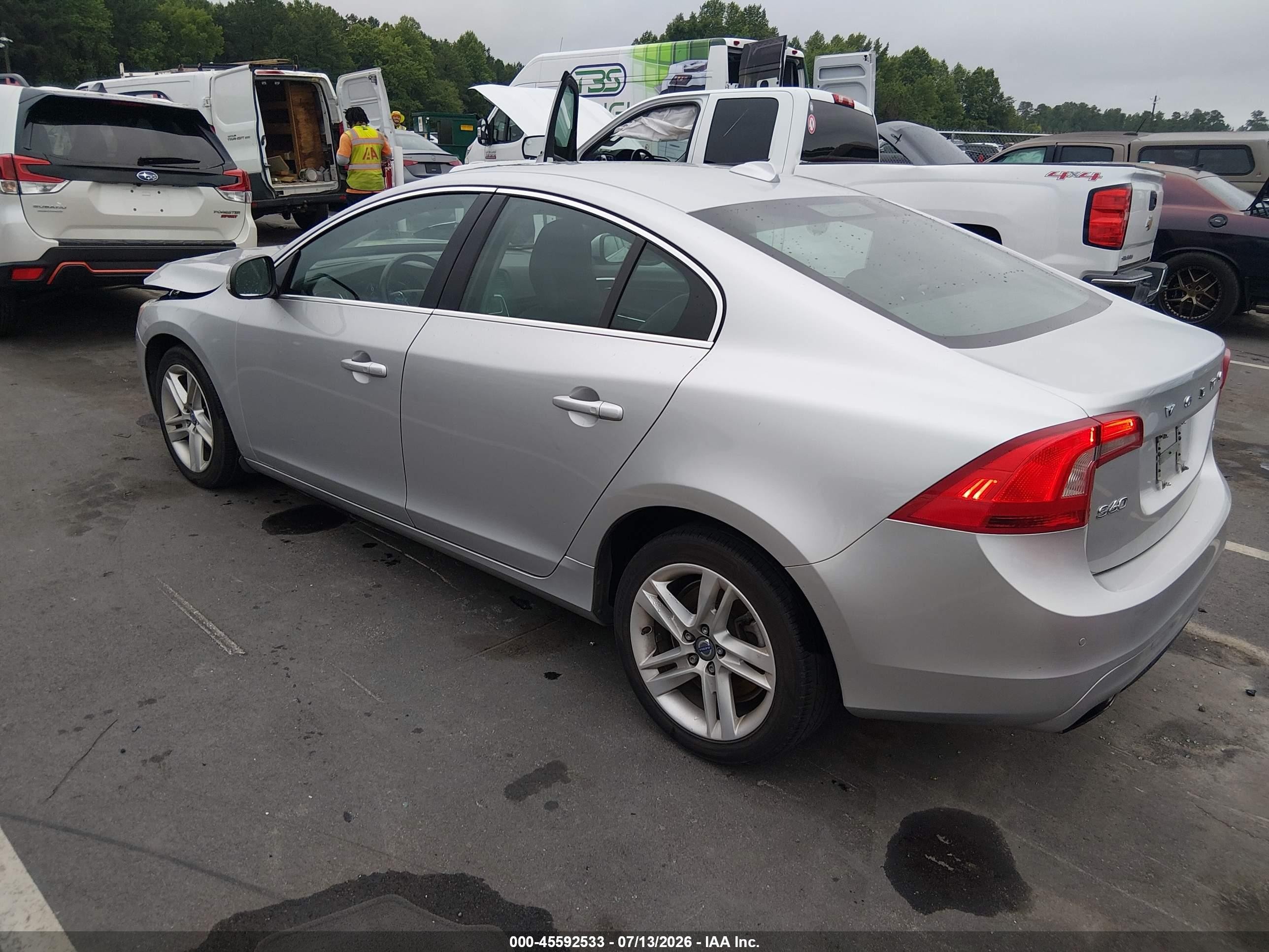 2015 Volvo S60 T5 Platinum Gray vin: YV126MFM2F2361570
