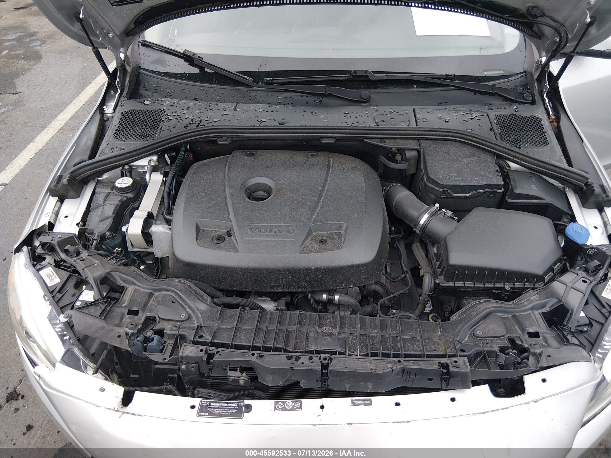 2015 Volvo S60 T5 Platinum Gray vin: YV126MFM2F2361570