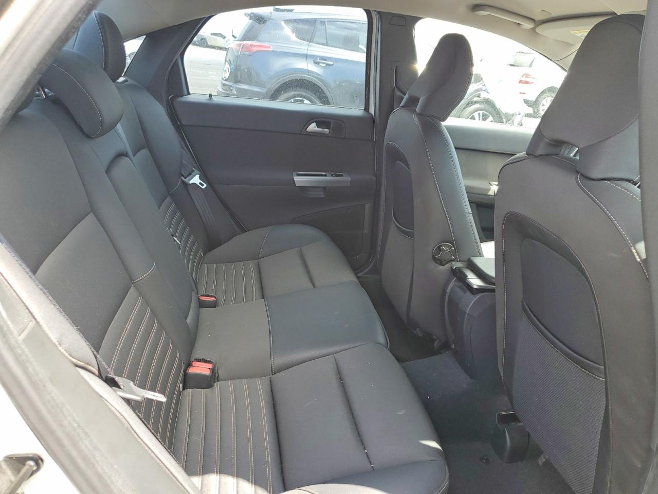 2010 Volvo S40 2.4i White vin: YV1382MS0A2497015