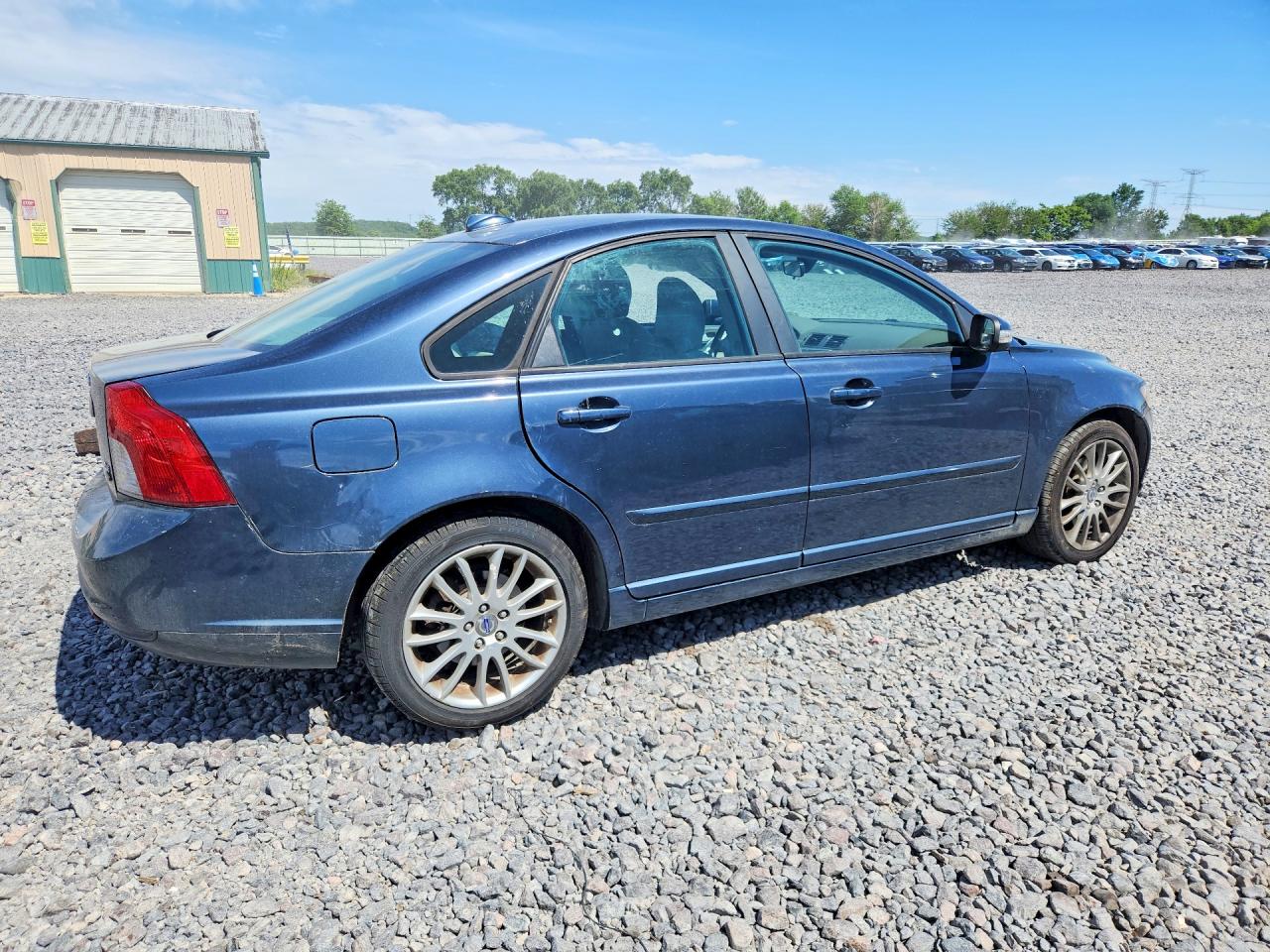 2010 Volvo S40 2.4i Синий vin: YV1382MS0A2498018