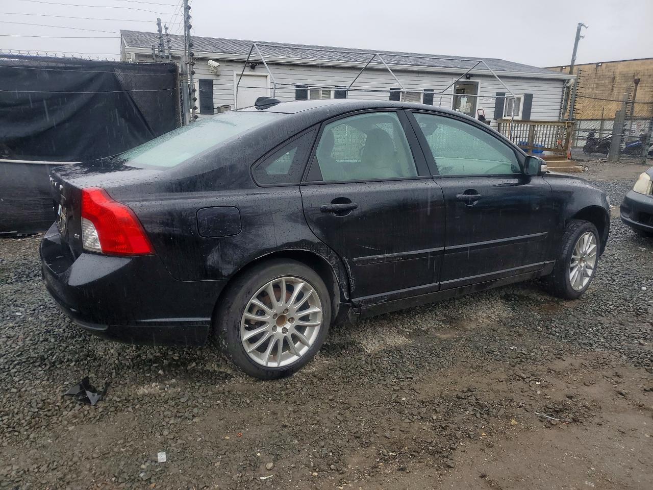 2010 Volvo S40 2.4i Black vin: YV1382MS0A2508210