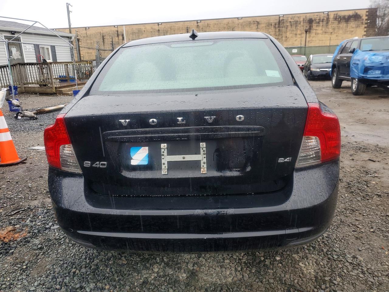 2010 Volvo S40 2.4i Black vin: YV1382MS0A2508210