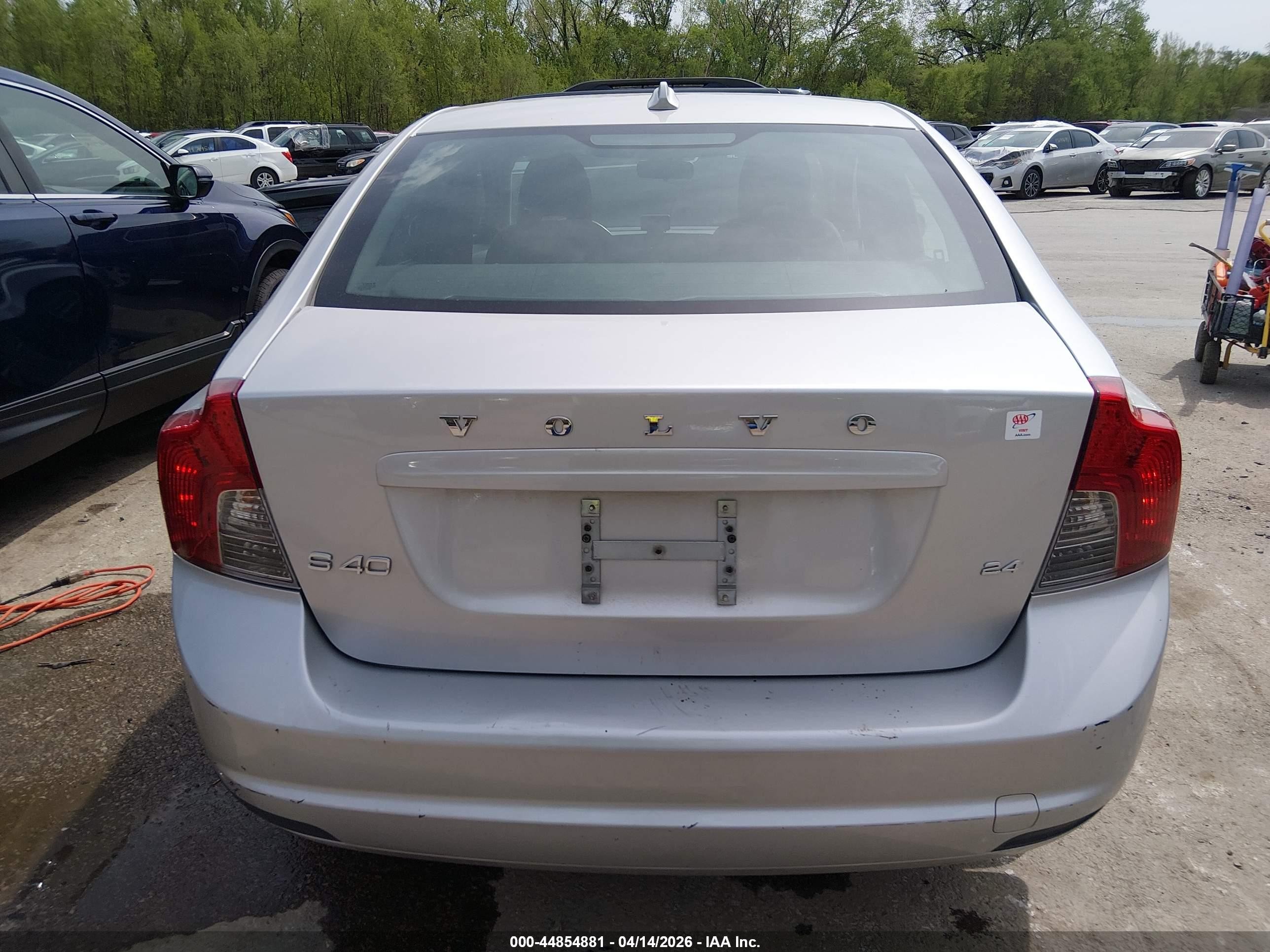 2010 Volvo S40 2.4i Silver vin: YV1382MS1A2497640
