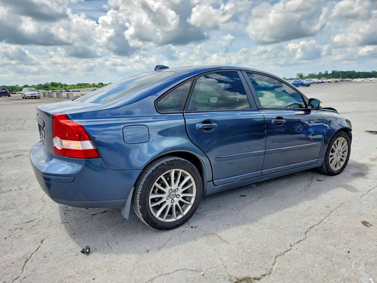 2010 Volvo S40 2.4i Blue vin: YV1382MS1A2512850
