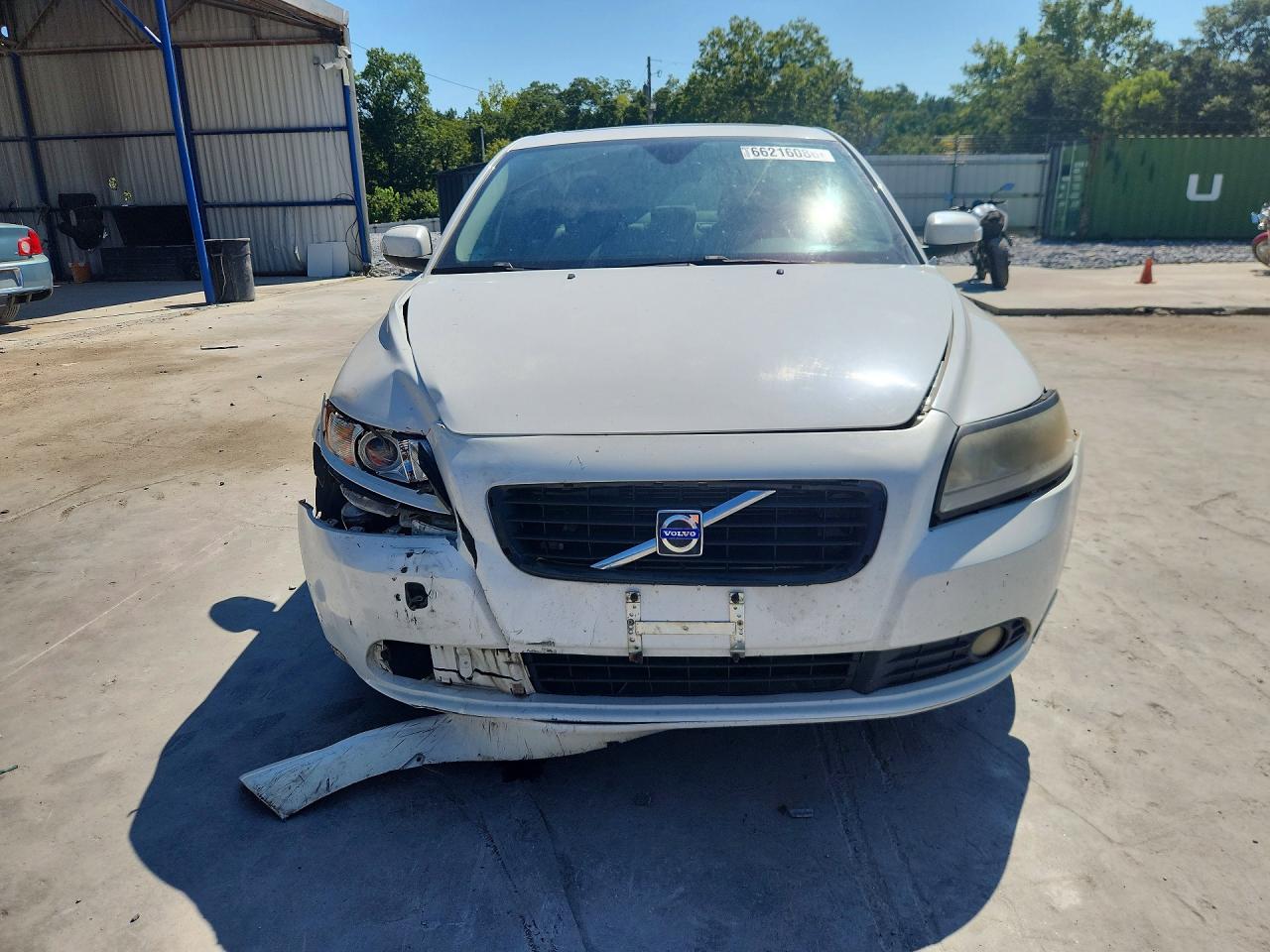 2010 Volvo S40 2.4i White vin: YV1382MS2A2488980