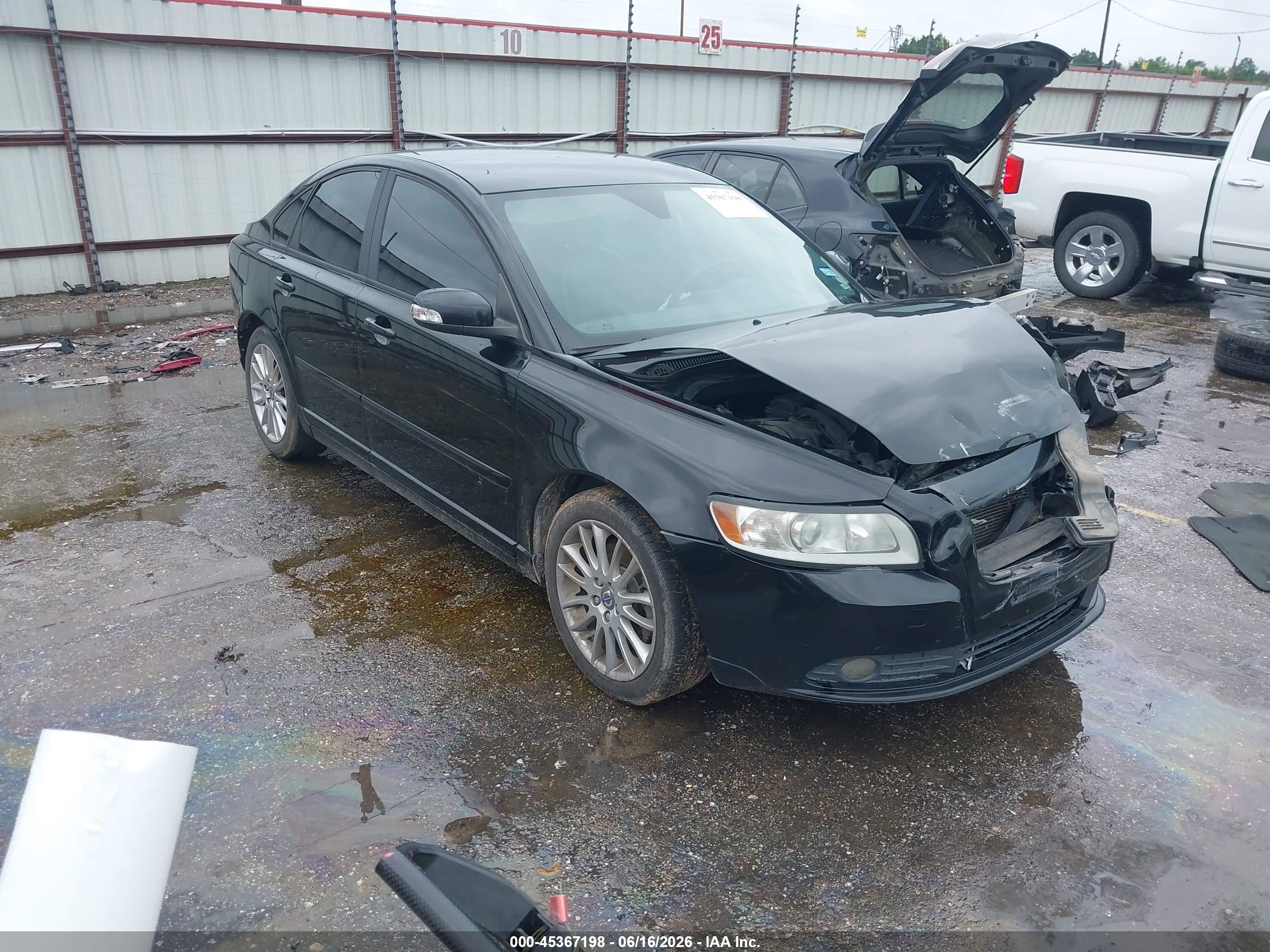 2010 Volvo S40 2.4i Black vin: YV1382MS3A2490673
