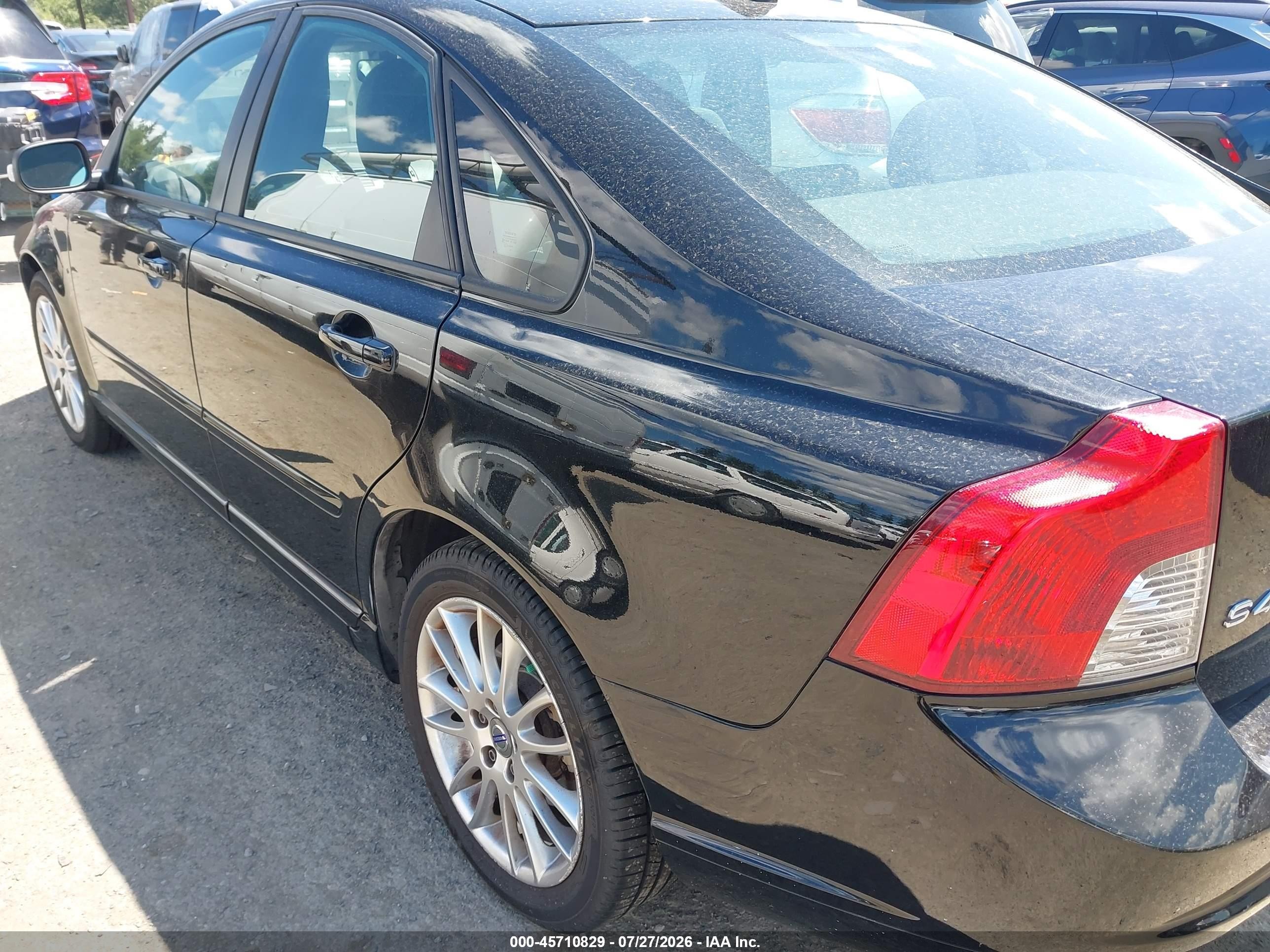 2010 Volvo S40 2.4i Black vin: YV1382MS3A2506399