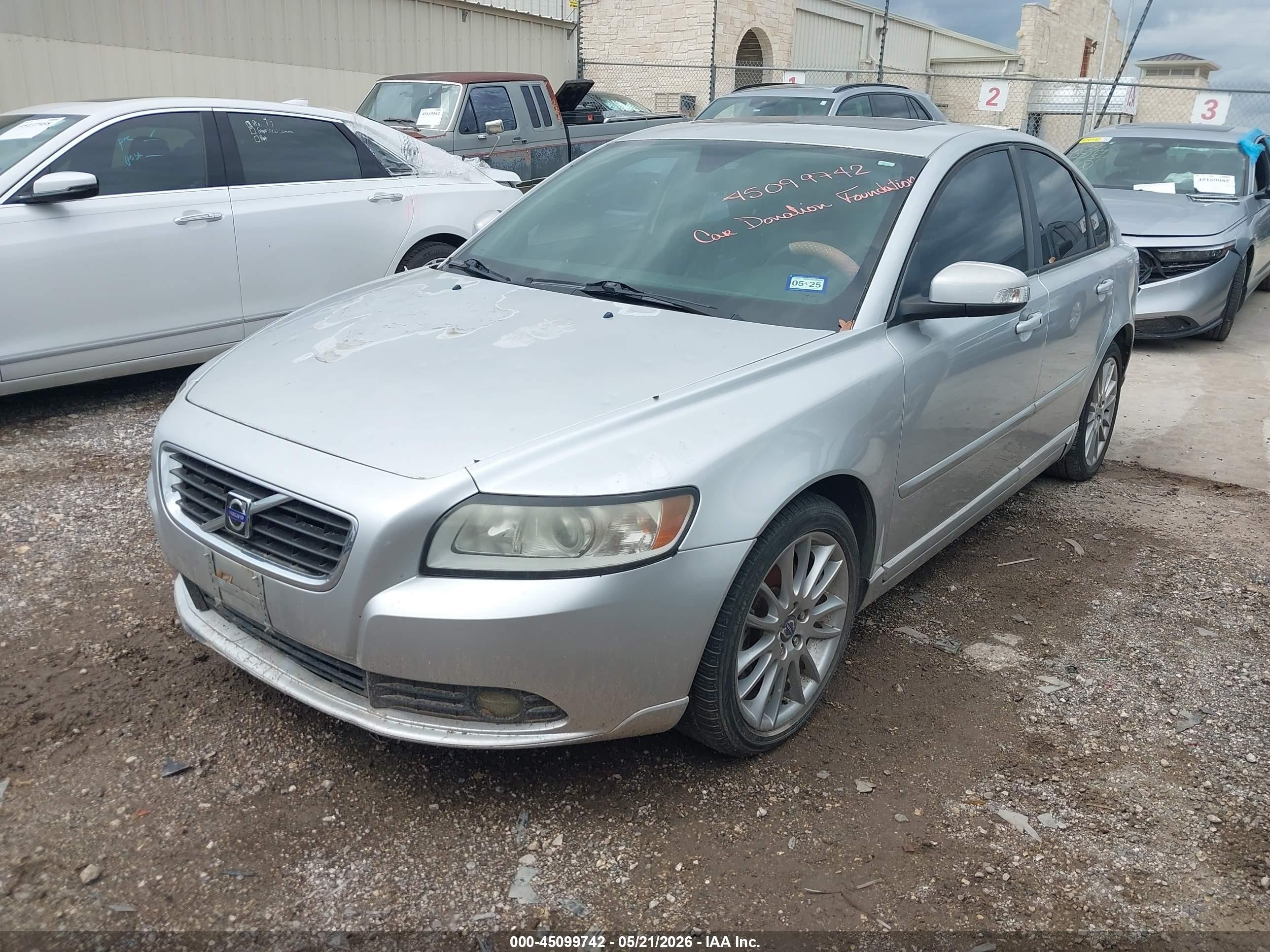 2010 Volvo S40 2.4i Silver vin: YV1382MS7A2501240