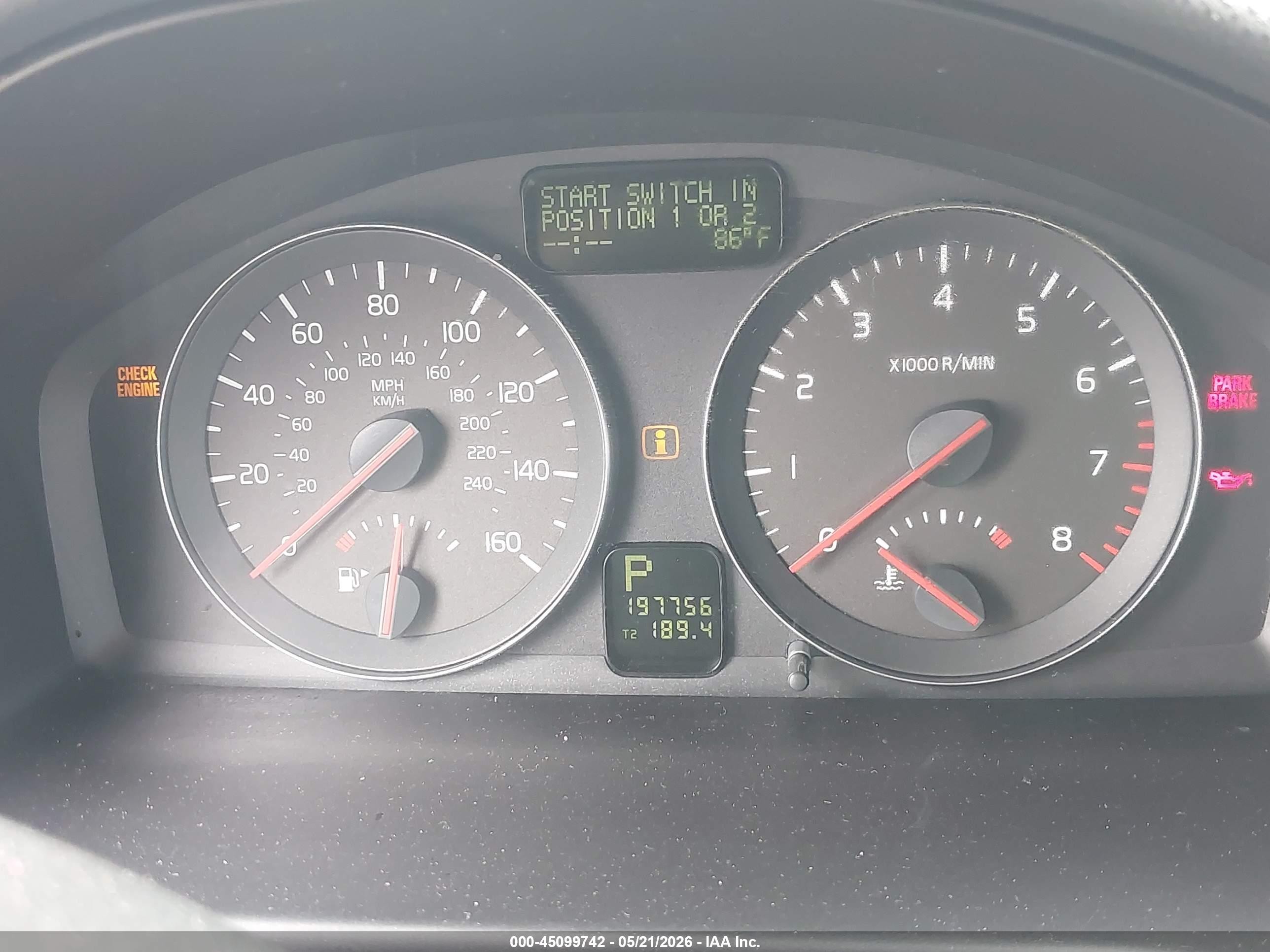 2010 Volvo S40 2.4i Silver vin: YV1382MS7A2501240