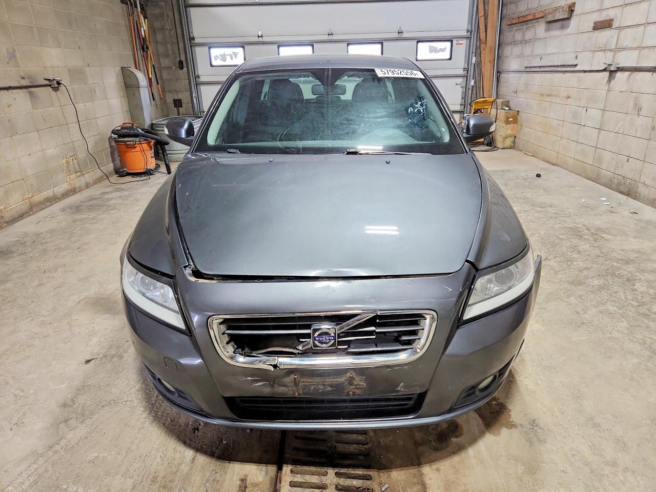 2010 Volvo V50 2.4i Gray vin: YV1382MW3A2533962