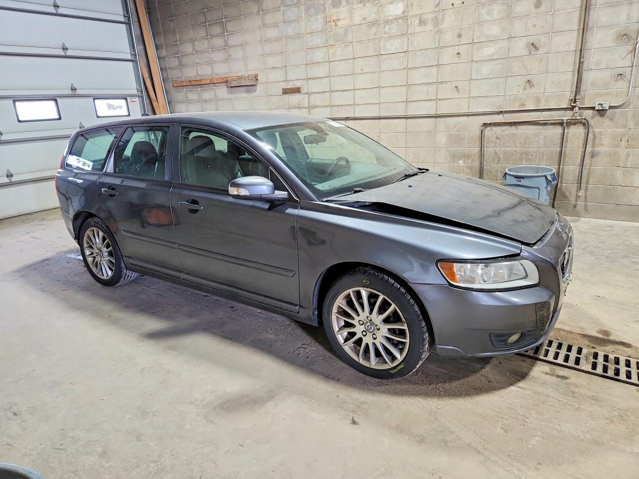 2010 Volvo V50 2.4i Gray vin: YV1382MW3A2533962