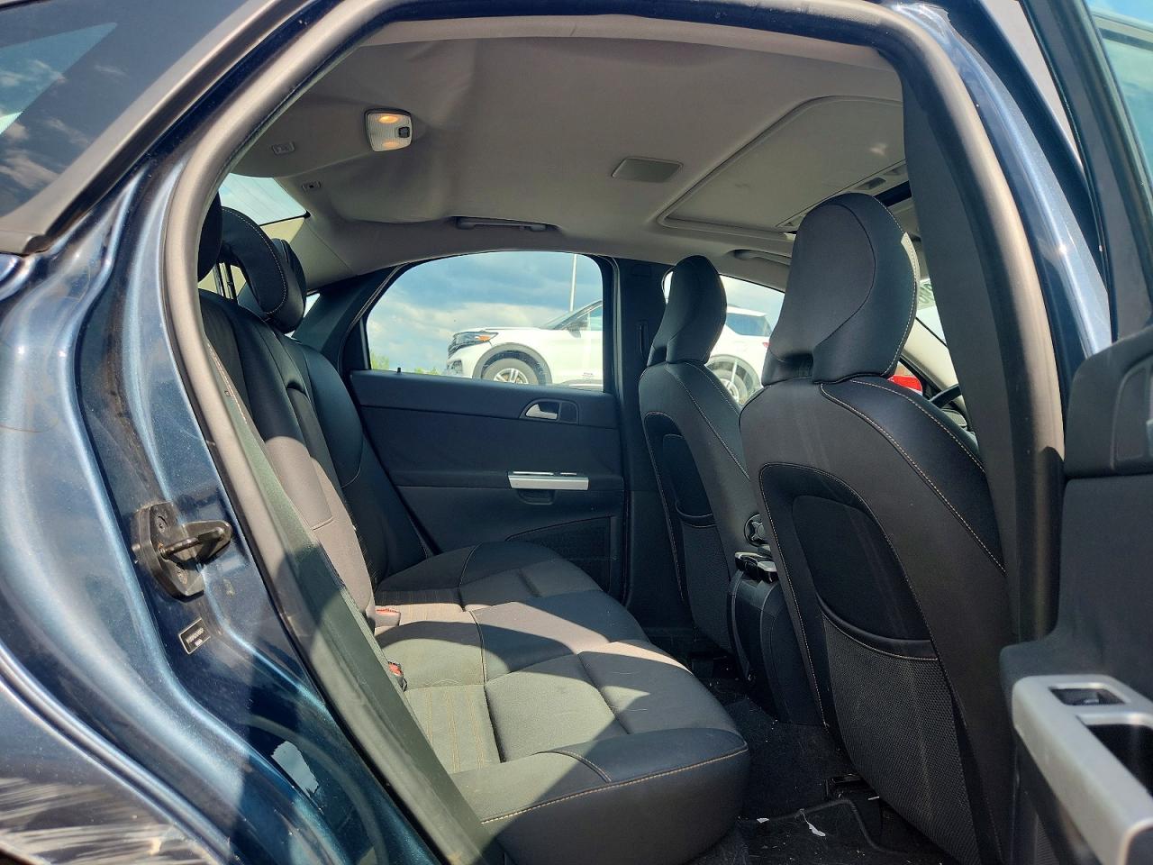 2010 Volvo S40 2.4i Blue vin: YV1390MS2A2499821