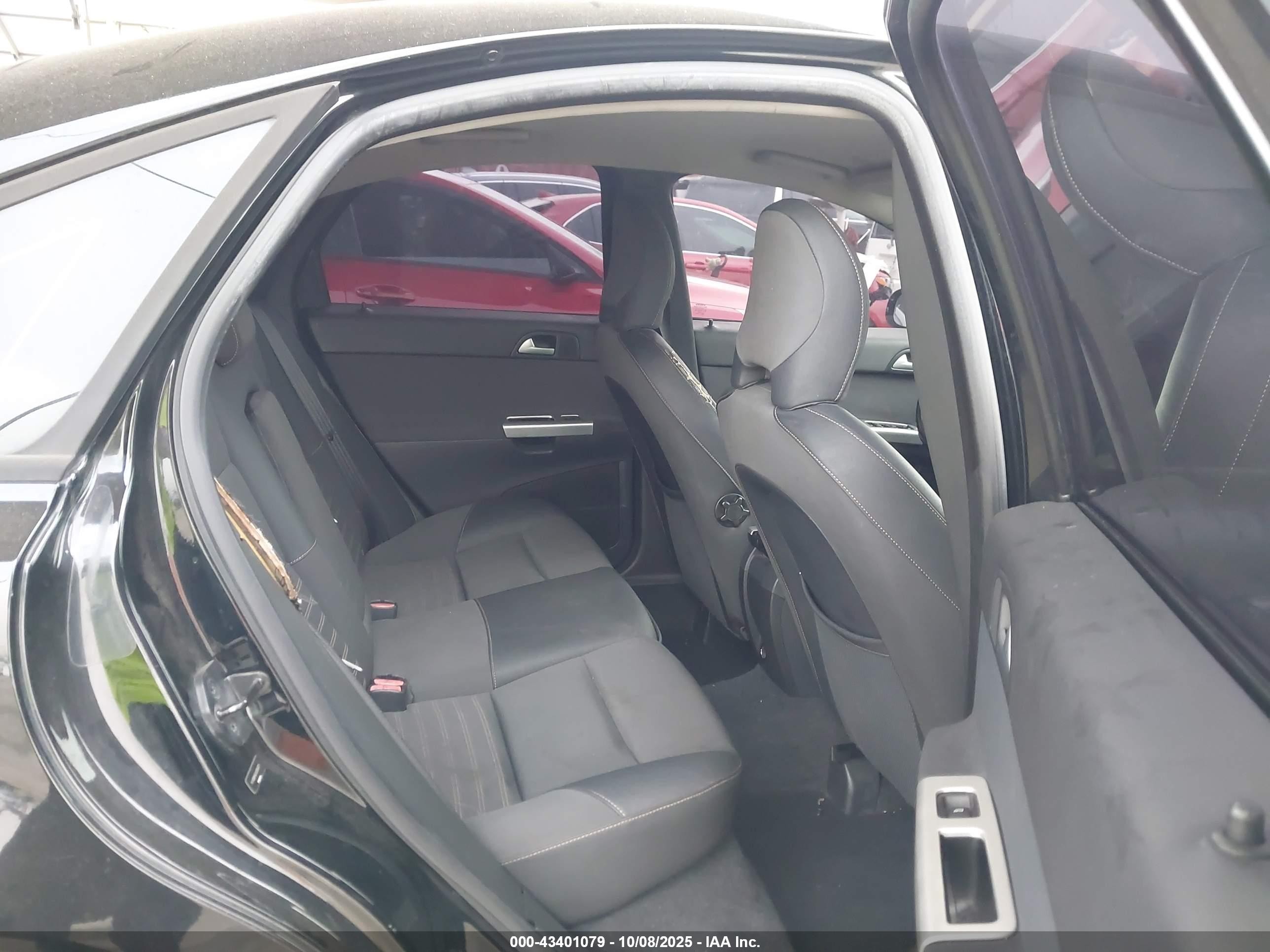 2010 Volvo S40 2.4i Black vin: YV1390MS2A2504371