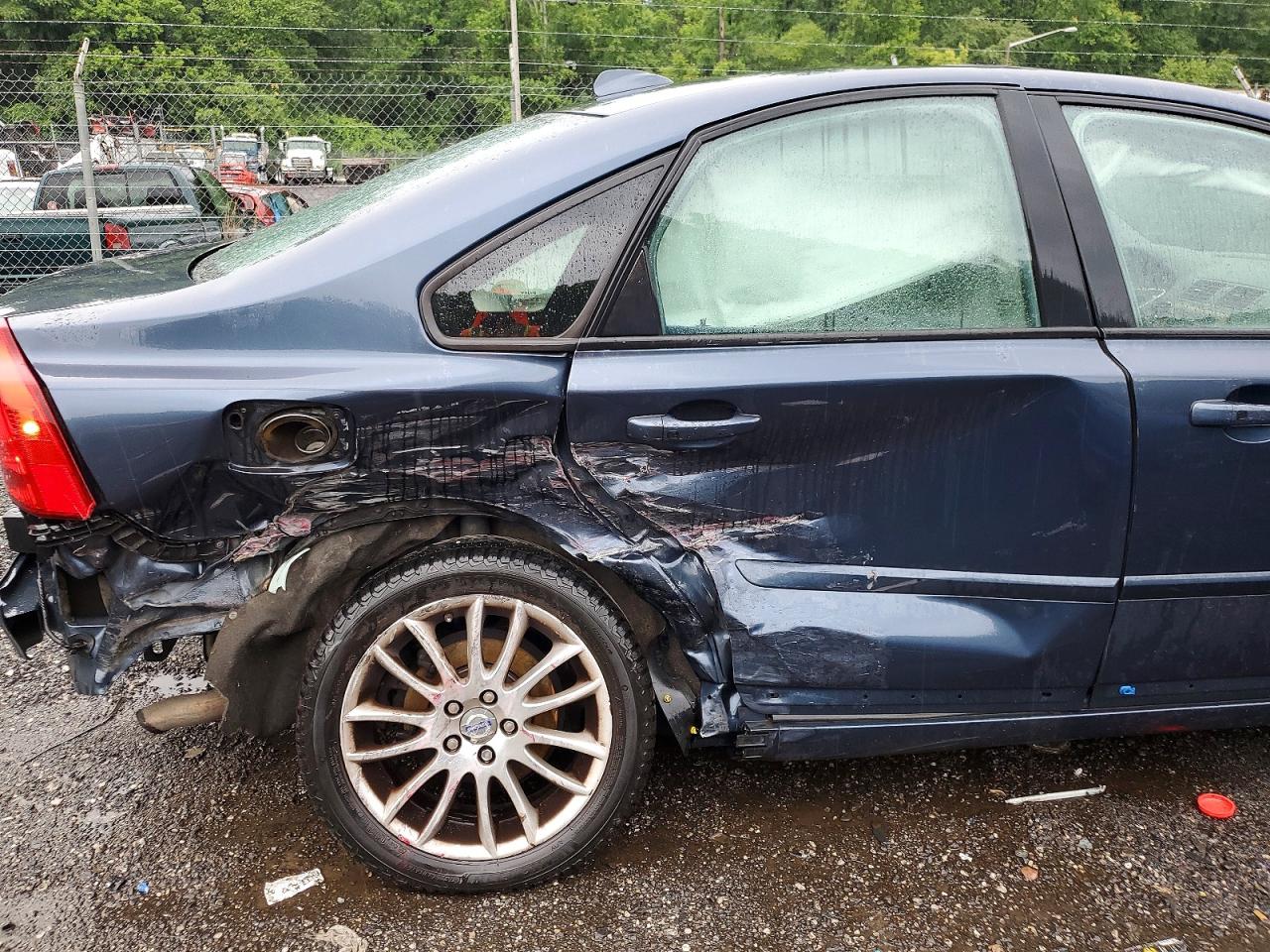2010 Volvo S40 2.4i Синий vin: YV1390MS2A2509506