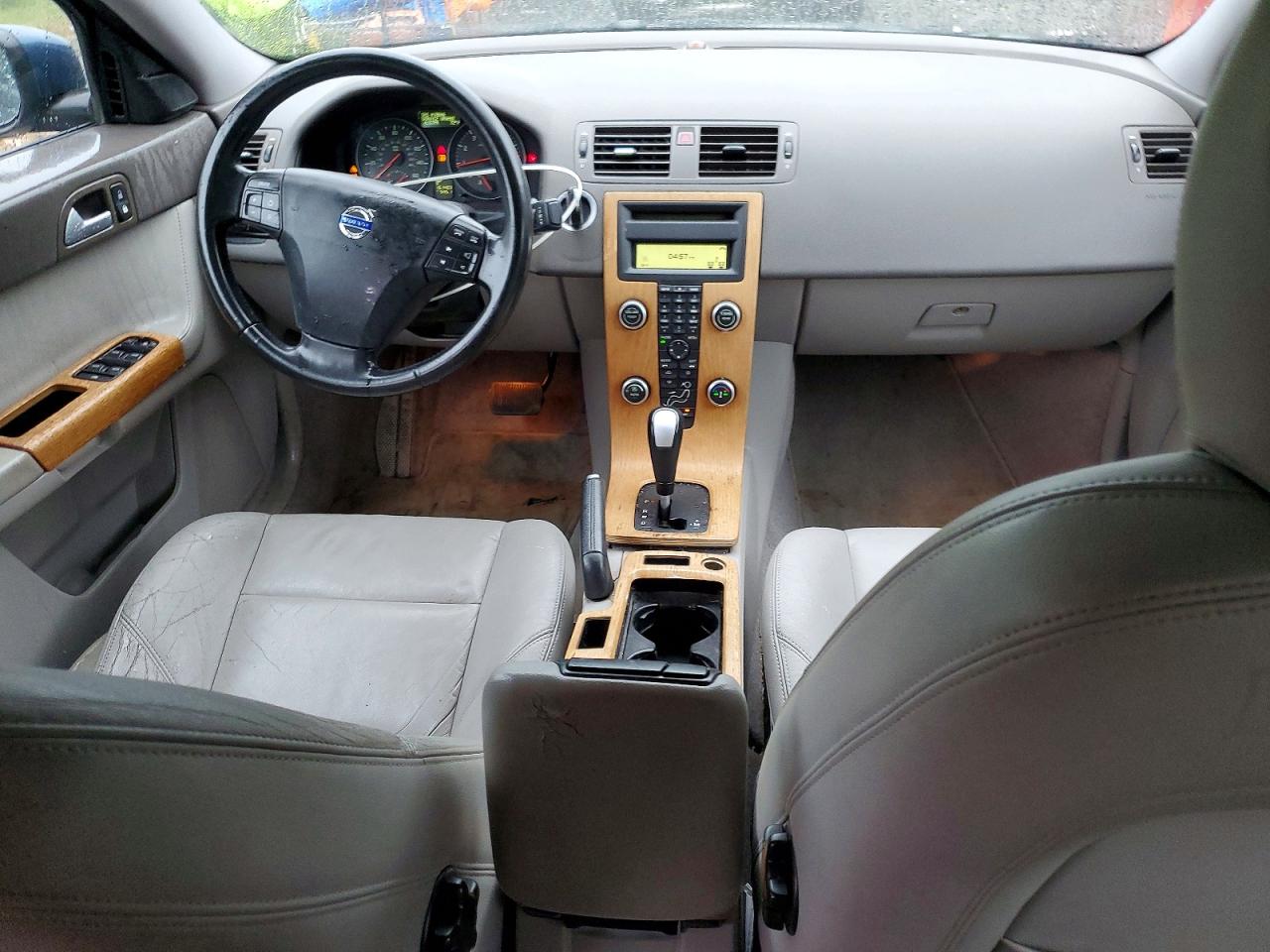 2010 Volvo S40 2.4i Синий vin: YV1390MS2A2509506