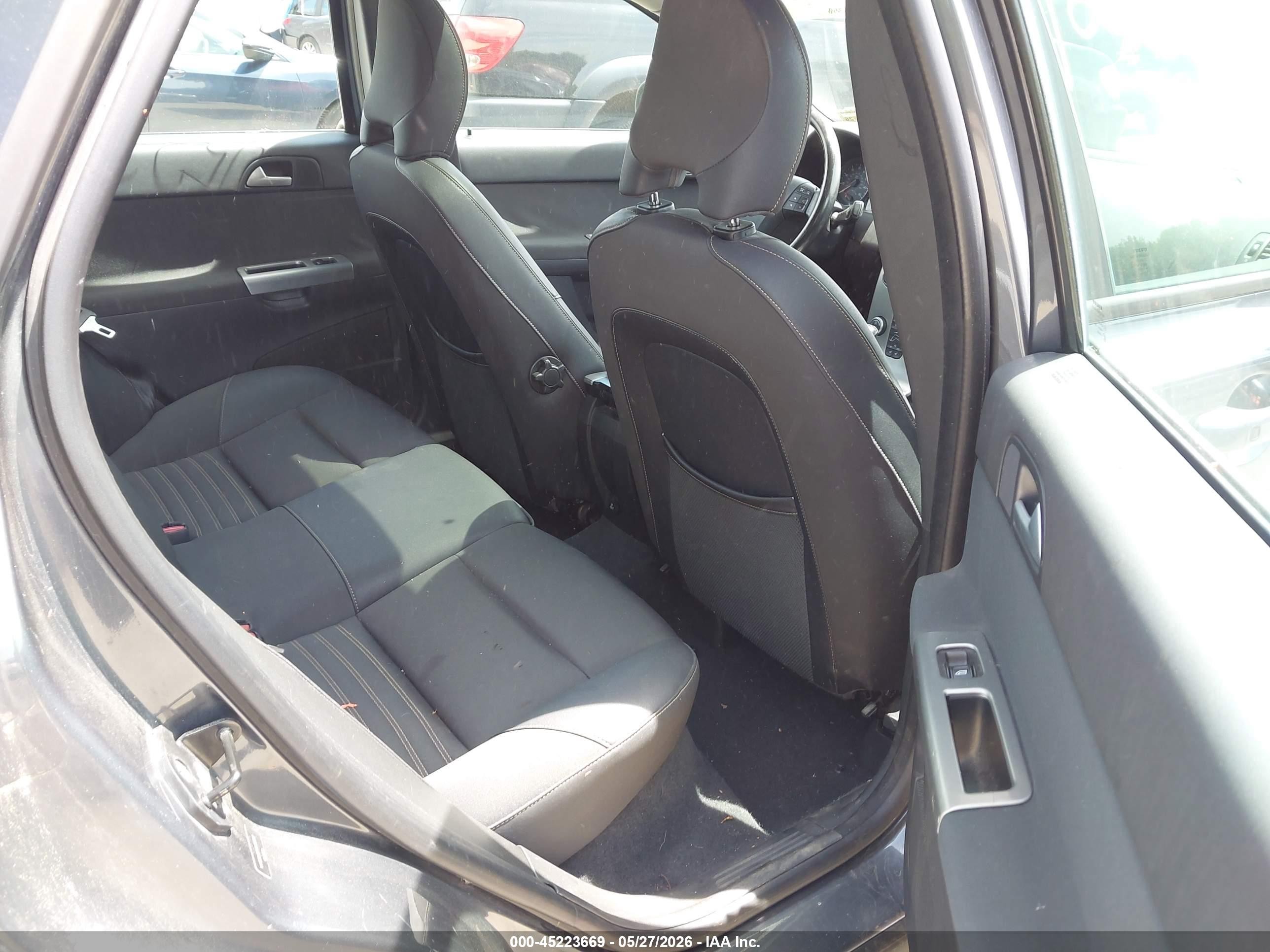 2010 Volvo S40 2.4i Gray vin: YV1390MS7A2490337