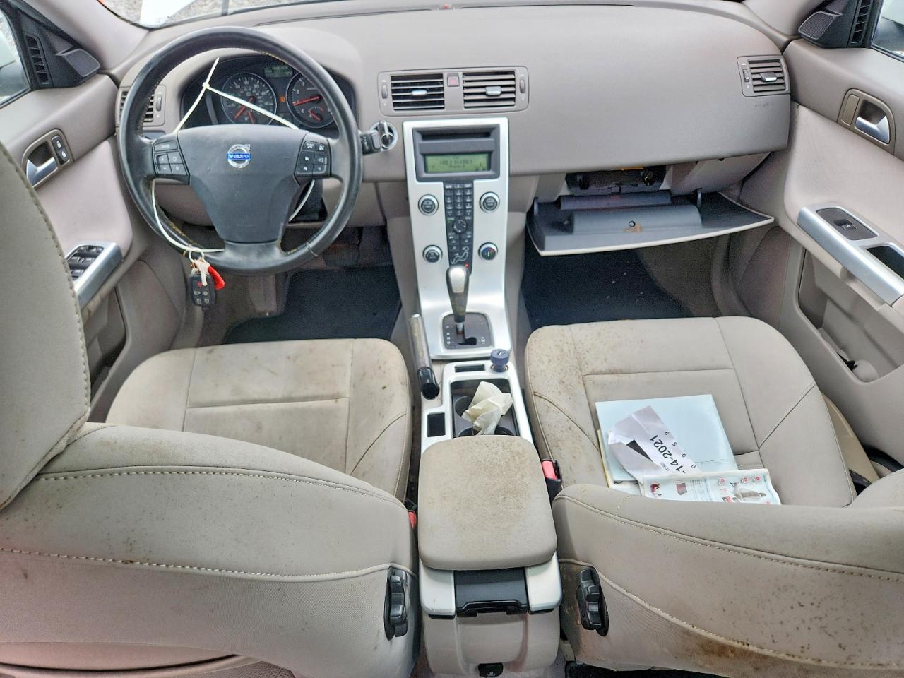 2010 Volvo S40 2.4i Silver vin: YV1390MS8A2510059