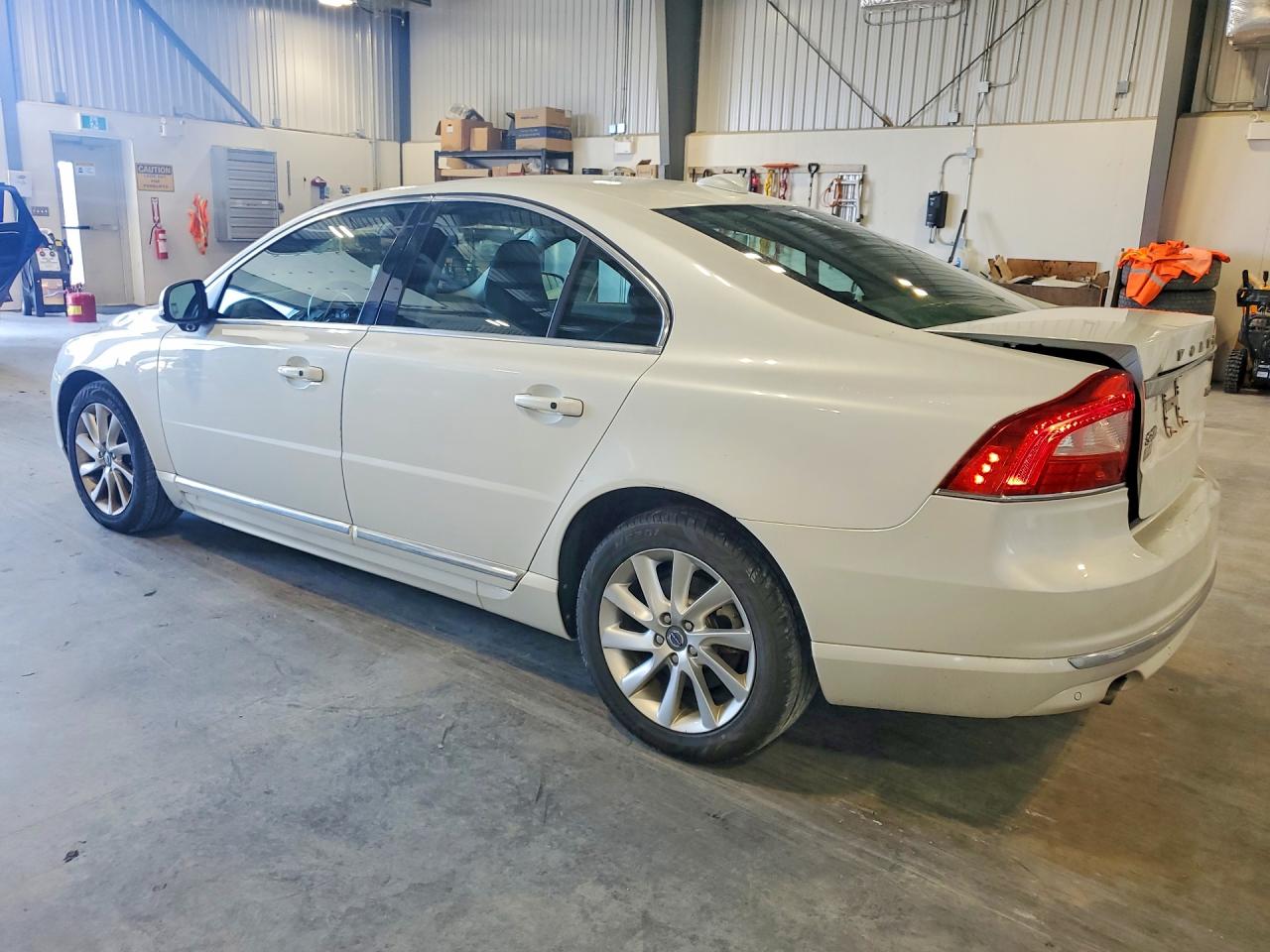2015 Volvo S80 Premier+ White vin: YV140MAC0F1183544