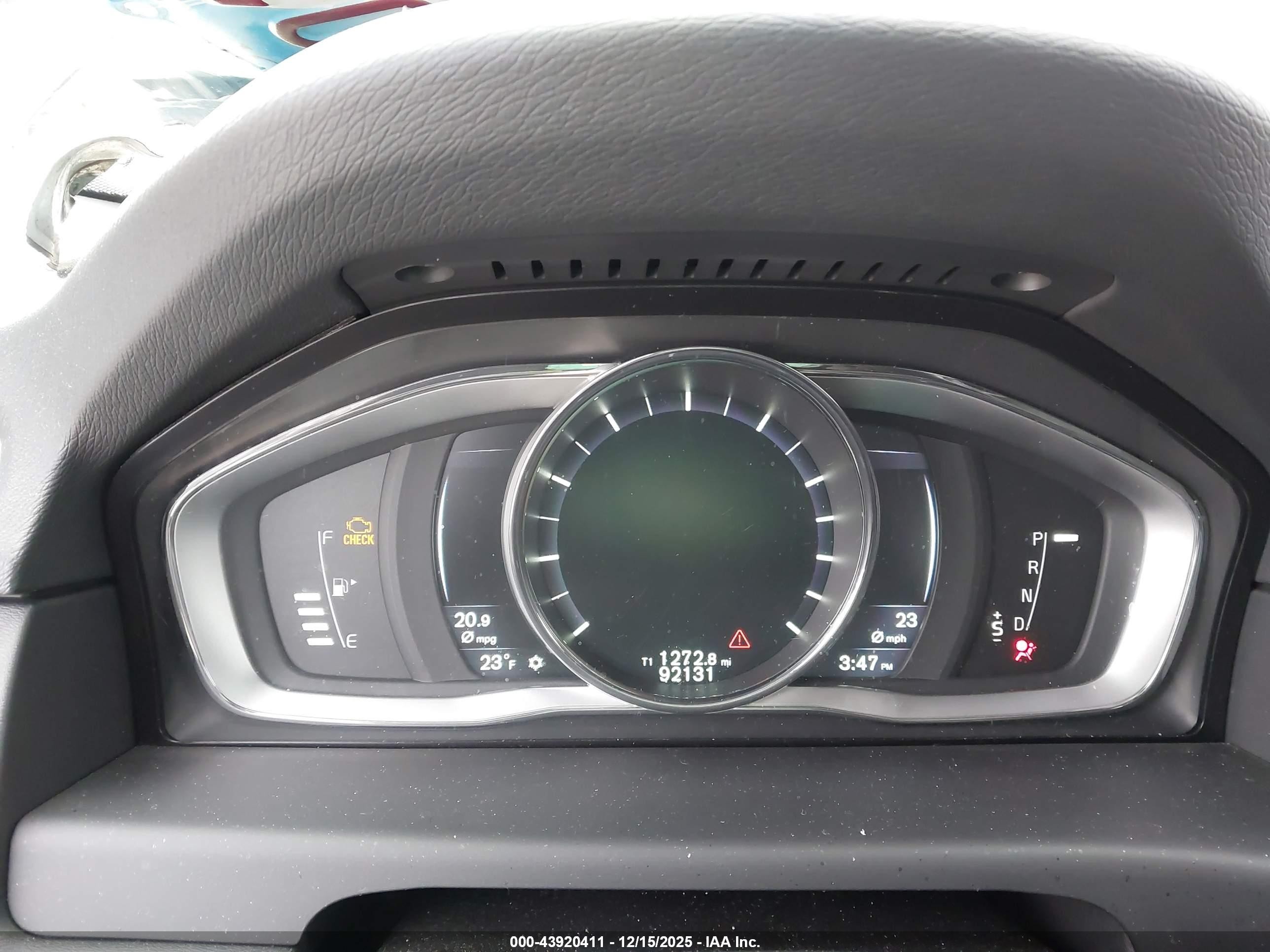 2016 Volvo S80 T5 Drive-e Черный vin: YV140MAK3G1197222