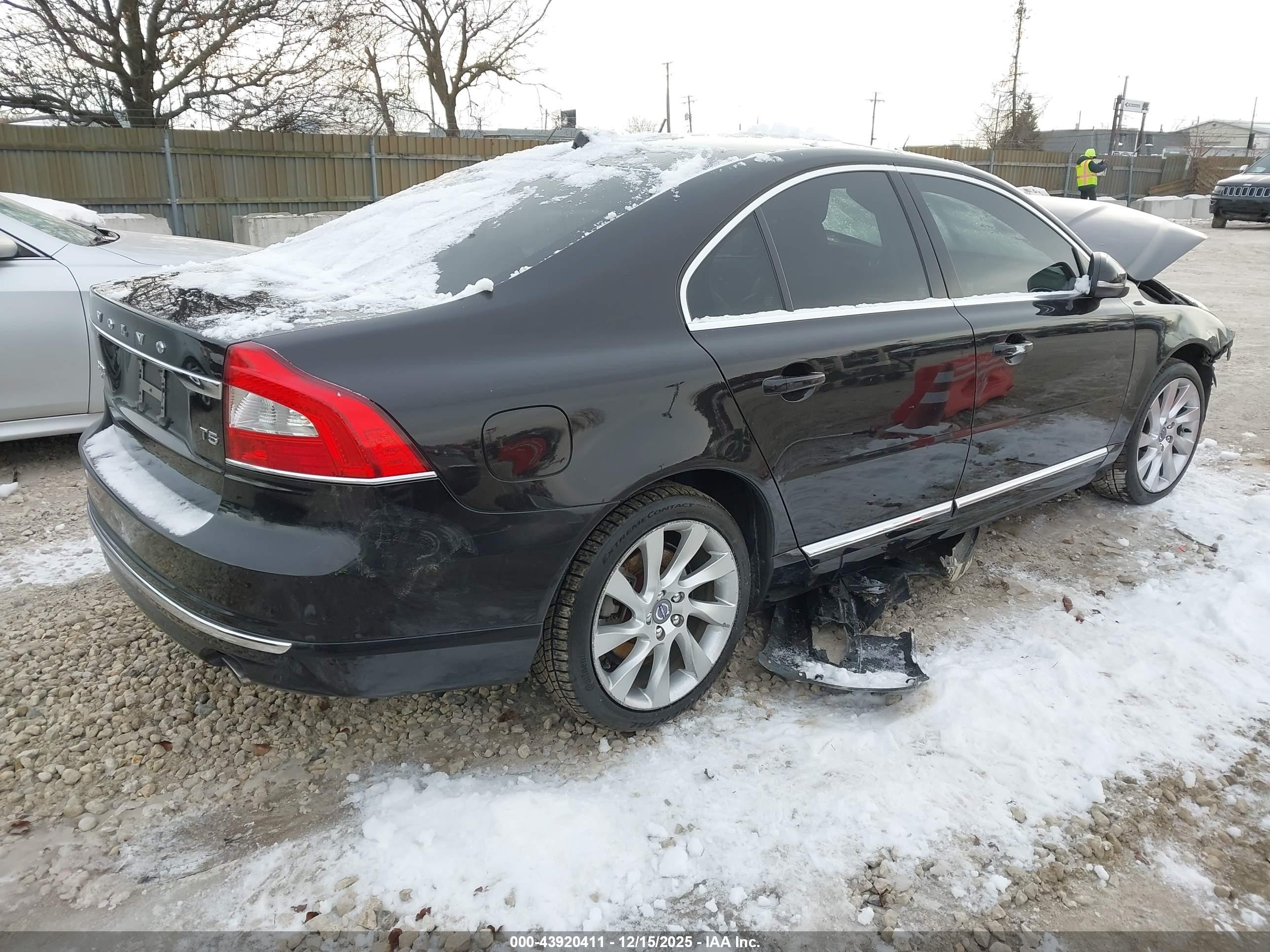 2016 Volvo S80 T5 Drive-e Черный vin: YV140MAK3G1197222